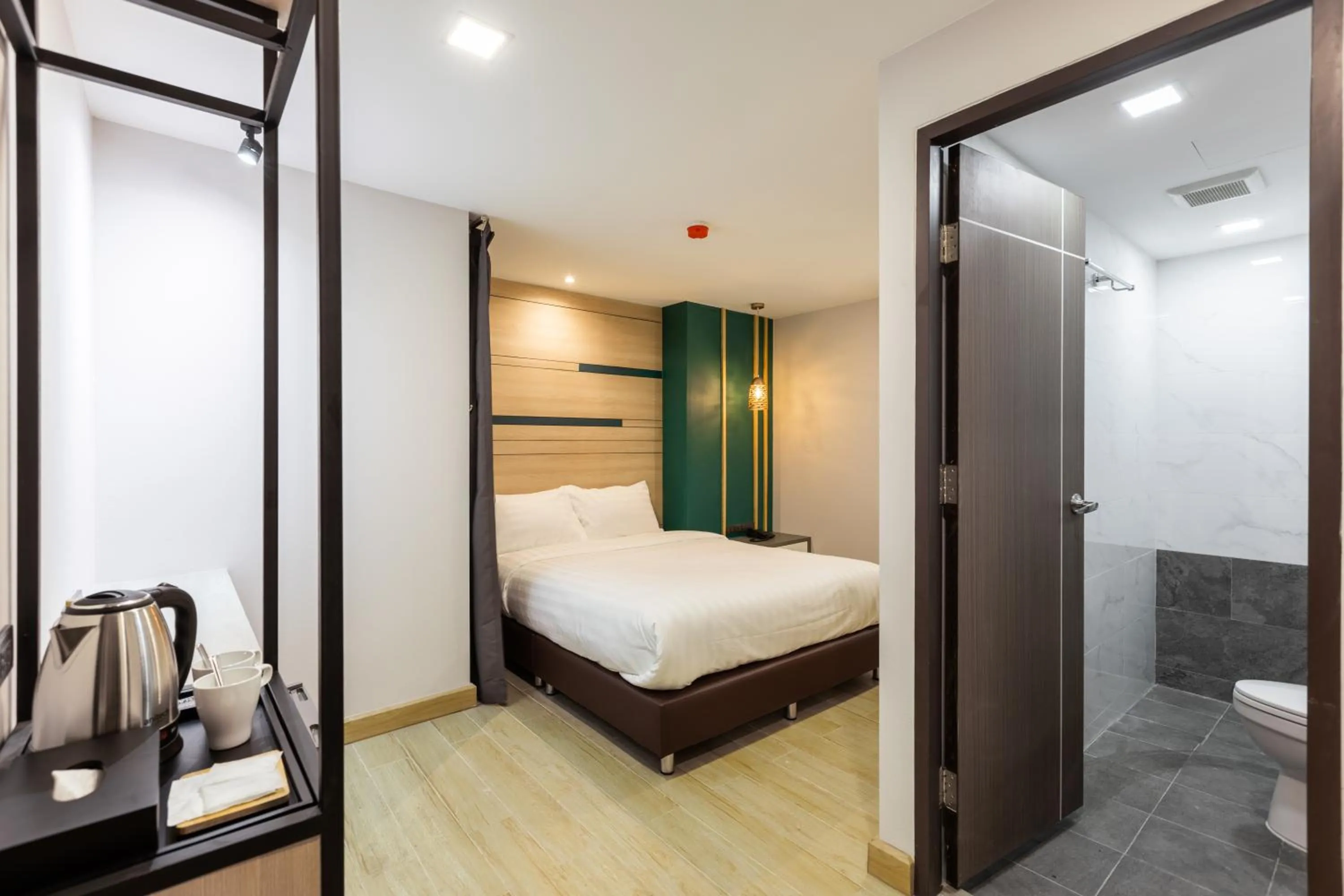 Bed in City Park Hotel Bangkok Pratunam by PCL