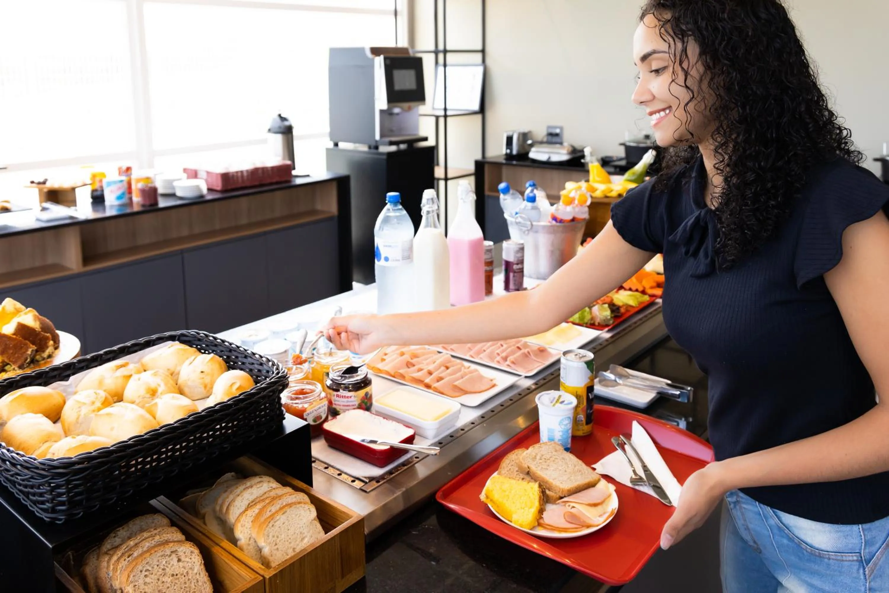 Buffet breakfast in Ibis Aruja