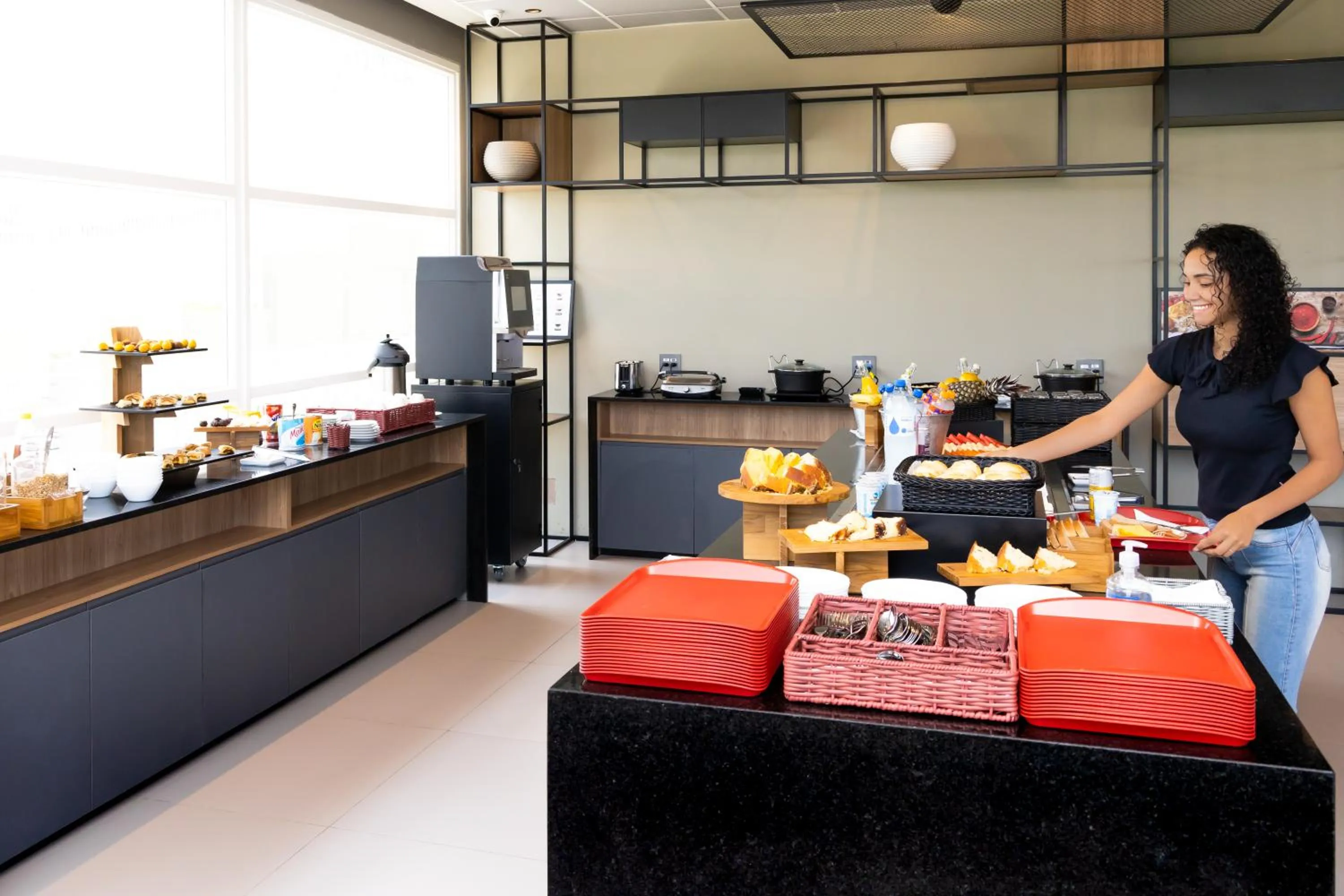 Buffet breakfast in Ibis Aruja