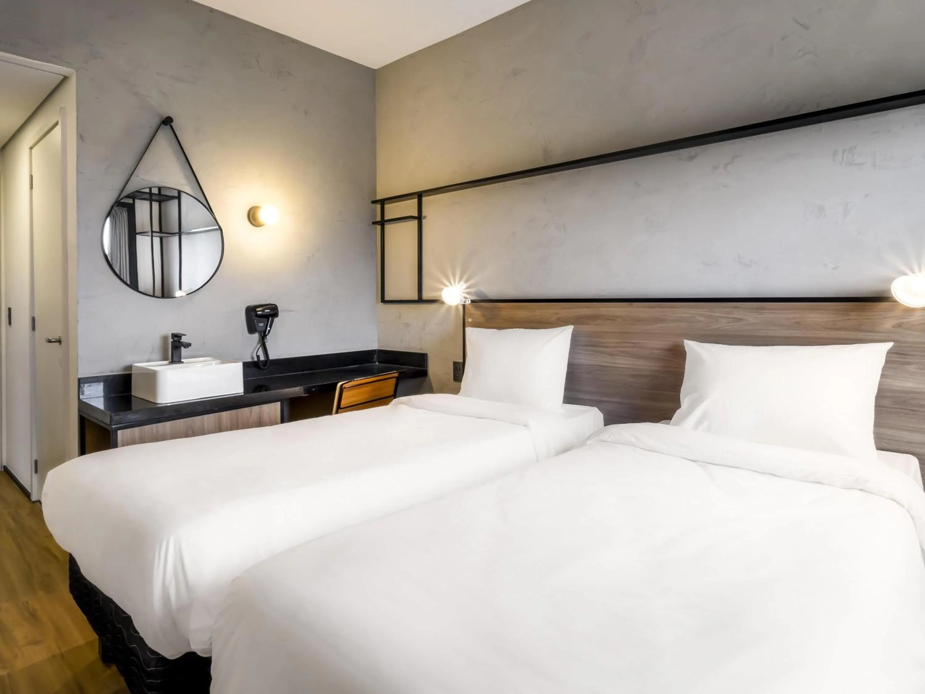 Bedroom, Bed in Ibis Aruja