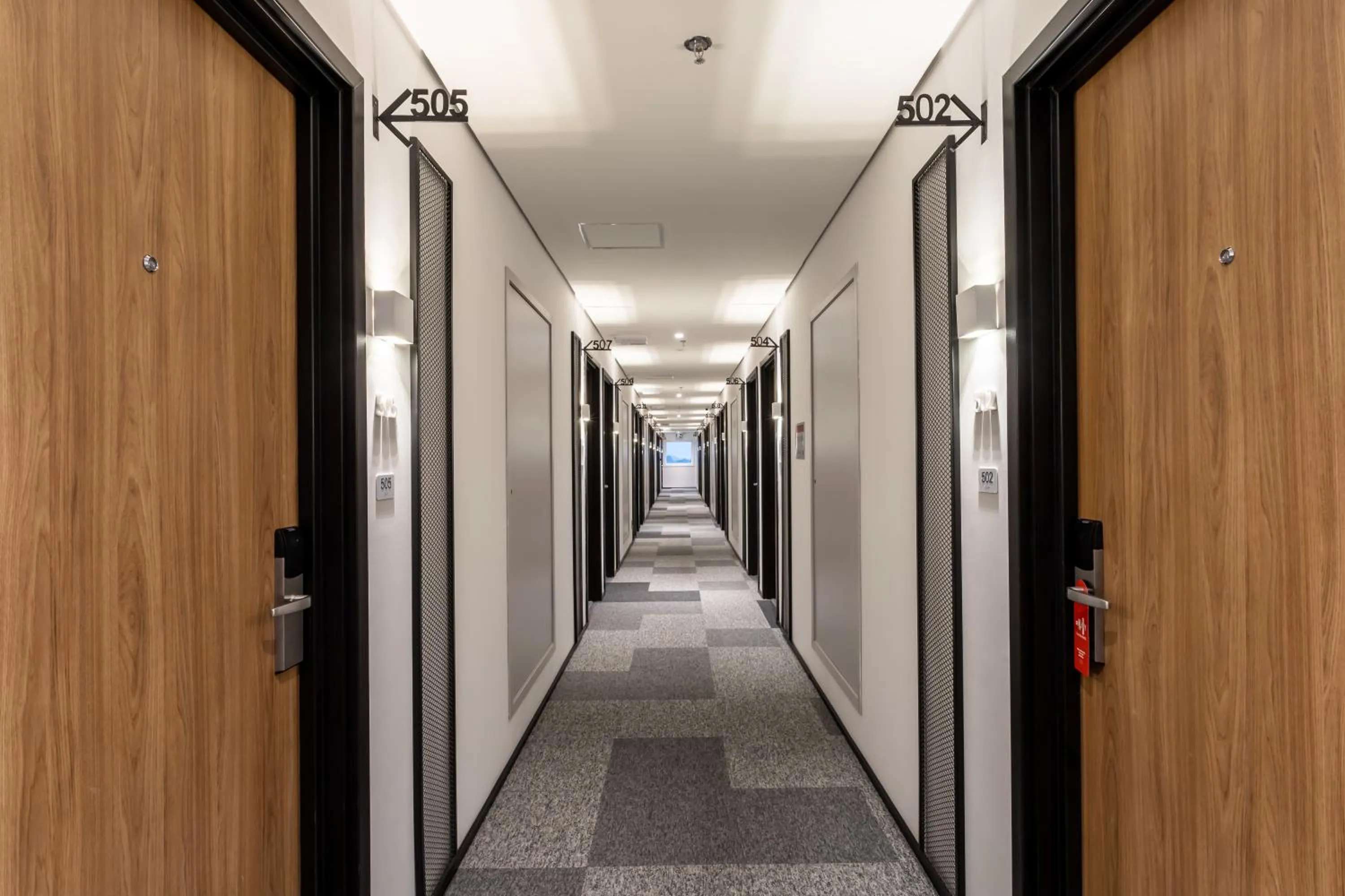 Property building in Ibis Aruja