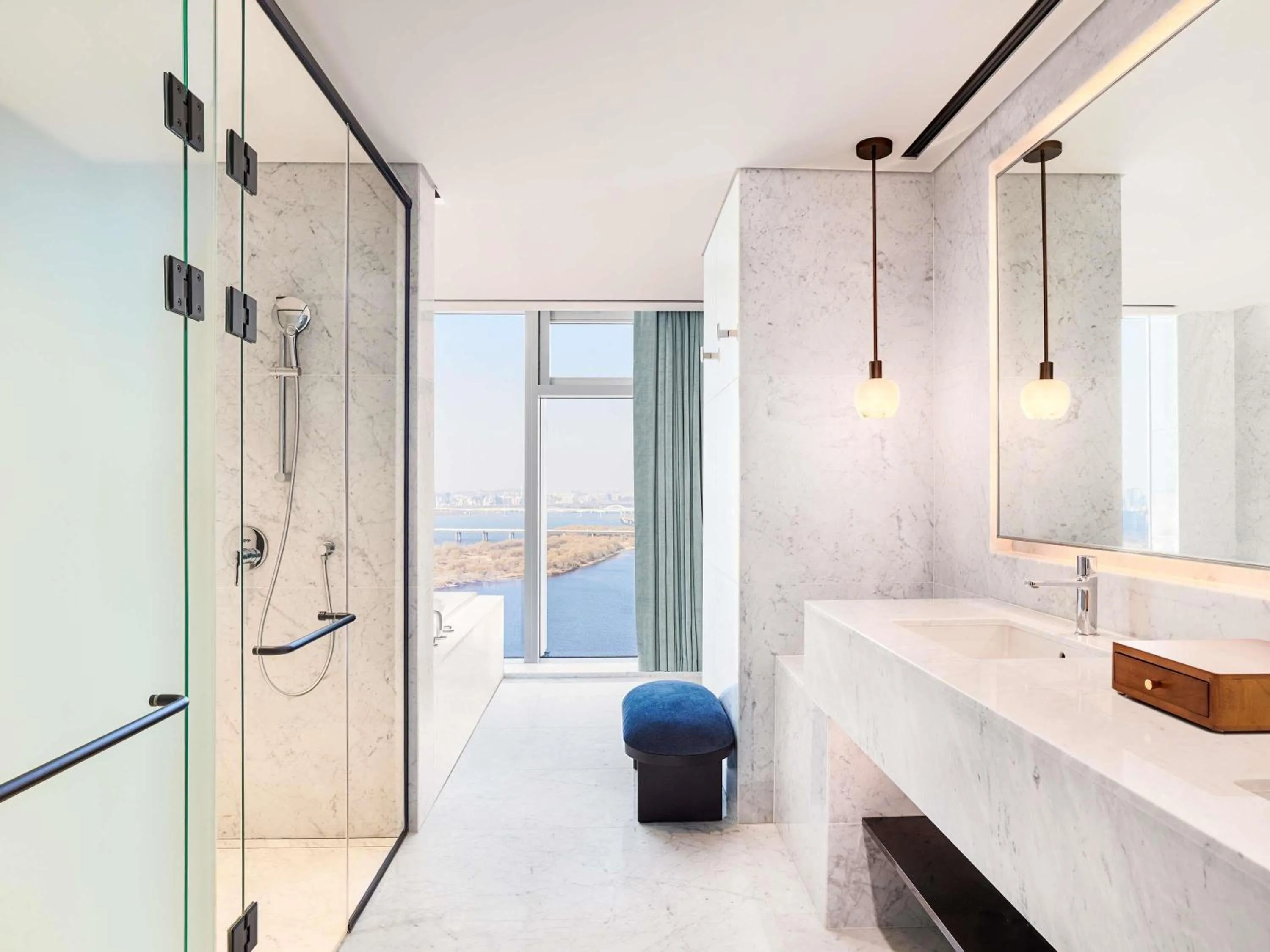 Bedroom in Naru Ambassador Hotel Seoul - MGallery Collection