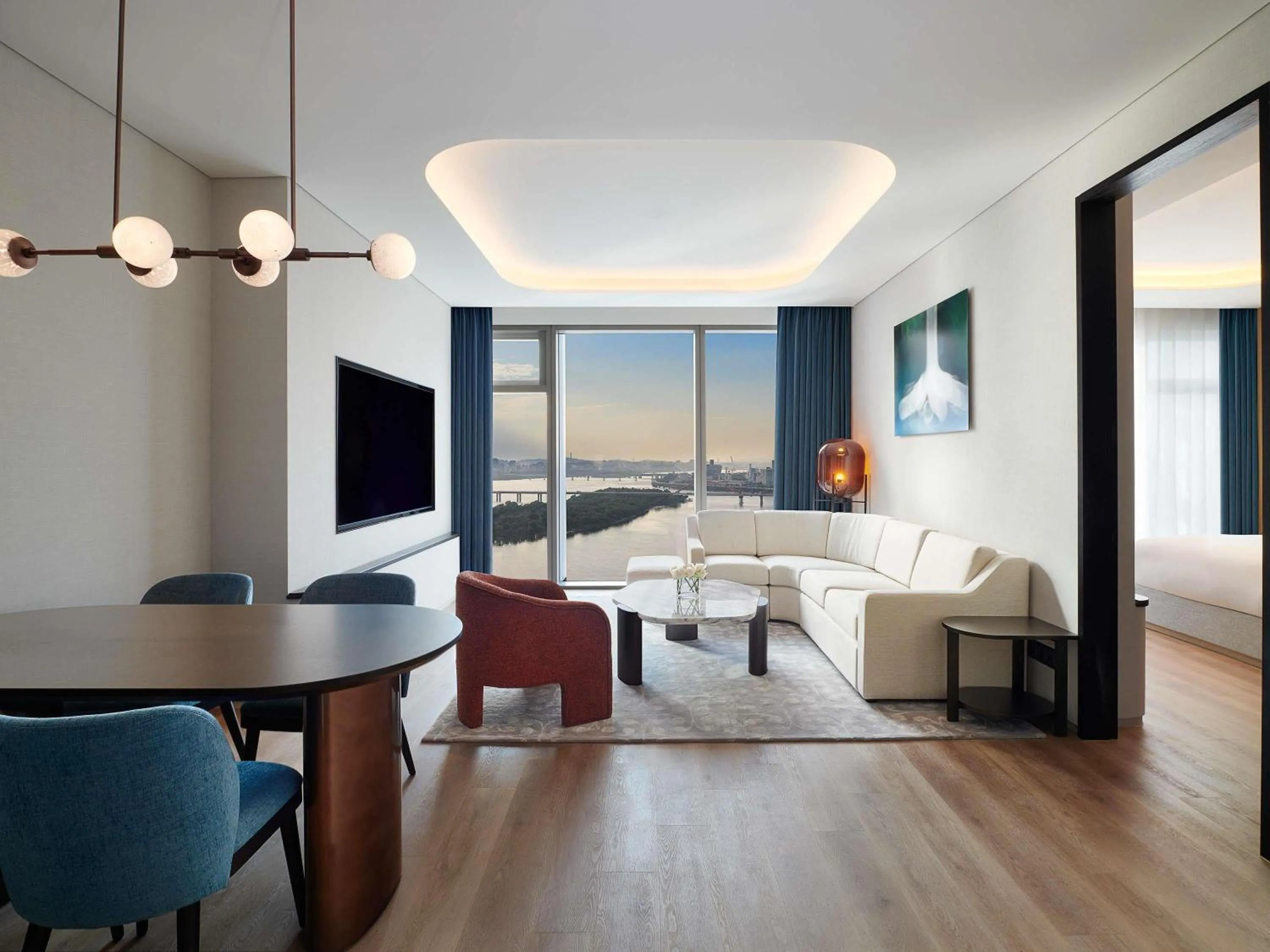 Bedroom in Naru Ambassador Hotel Seoul - MGallery Collection