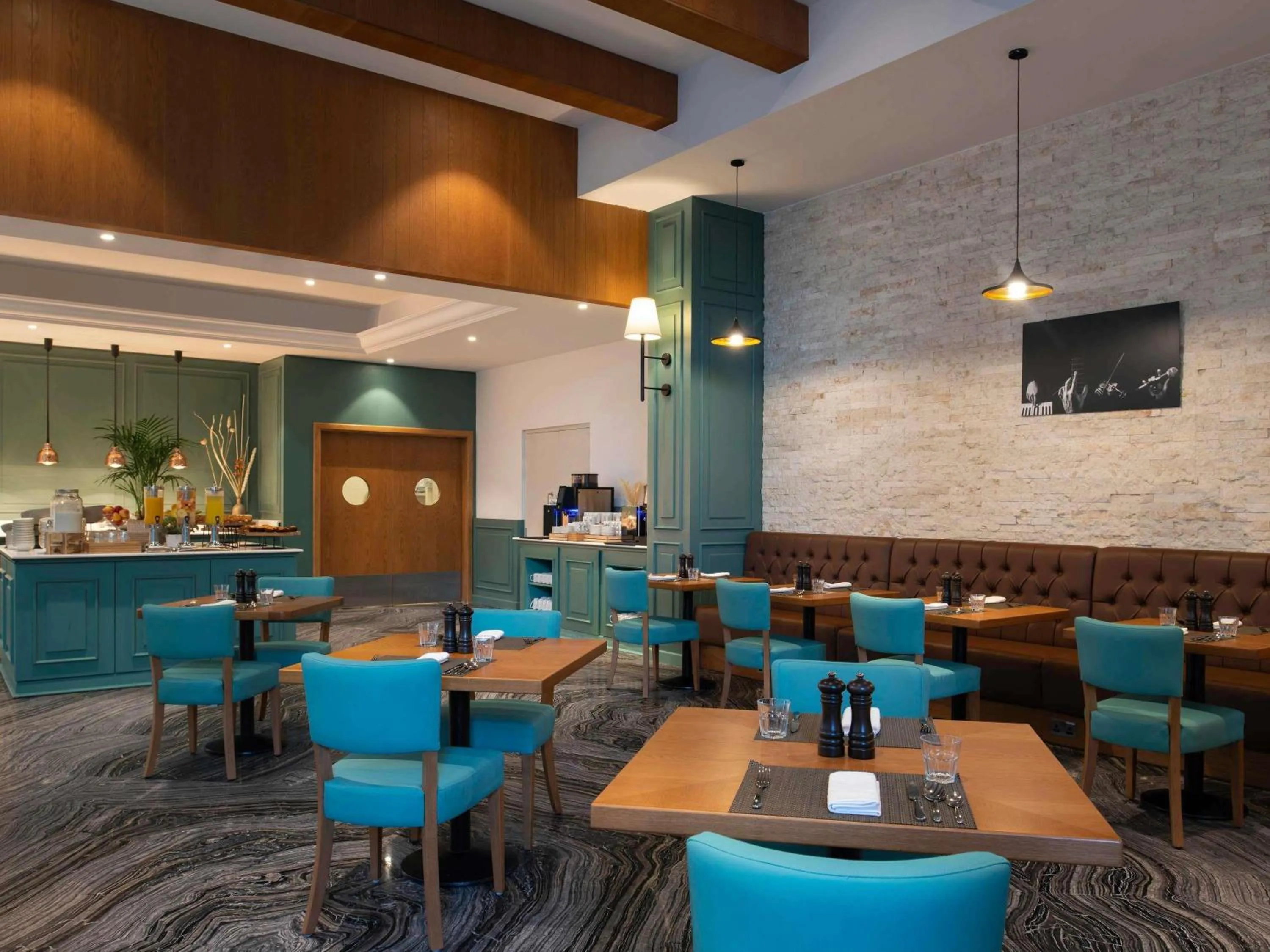 Restaurant/places to eat in Adagio Doha