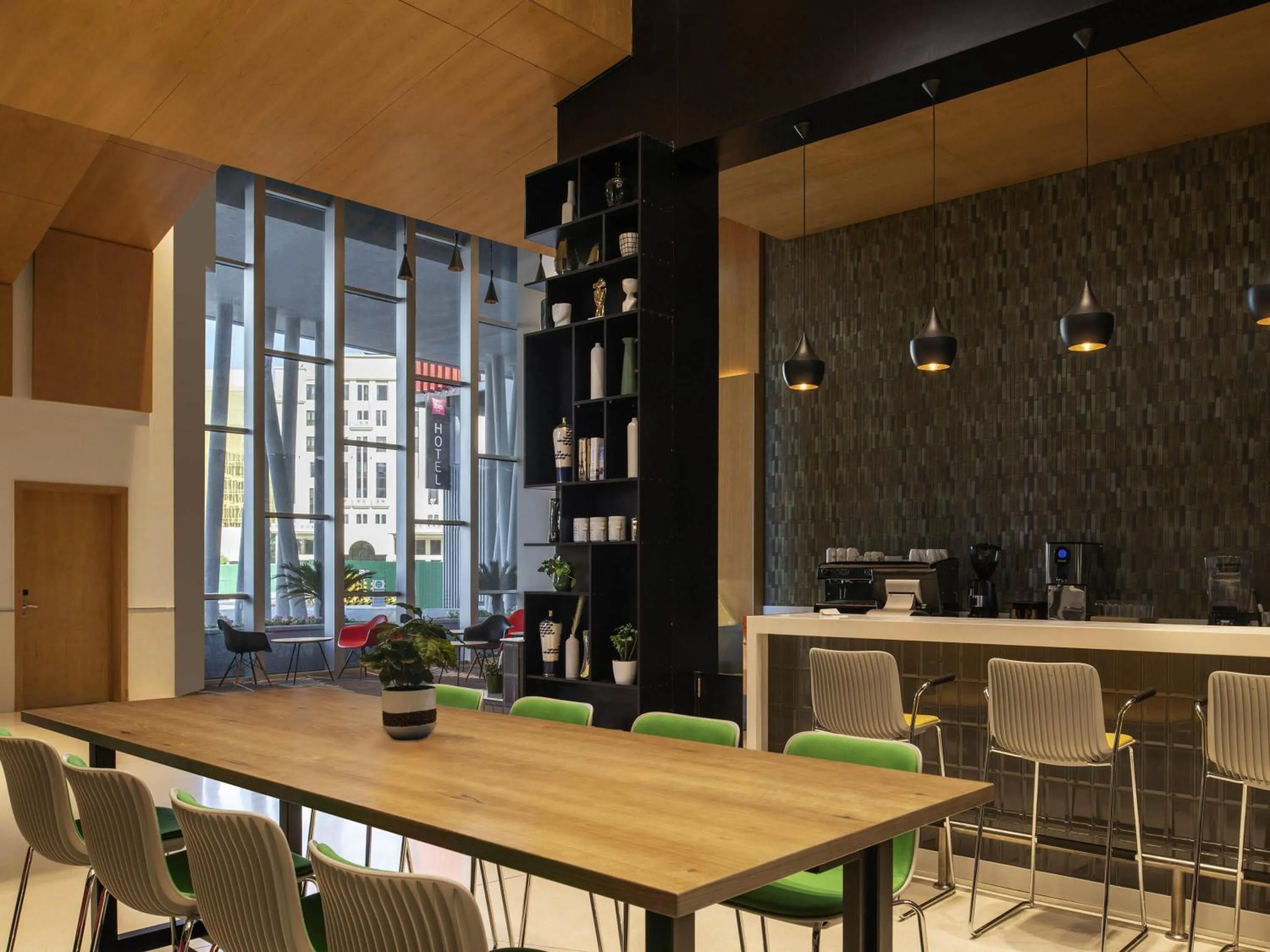 Restaurant/places to eat in Adagio Doha