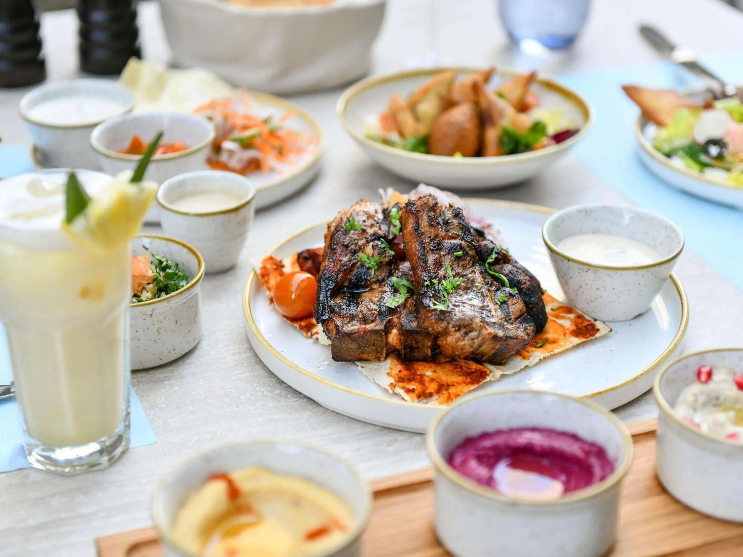 Restaurant/places to eat in ibis Doha