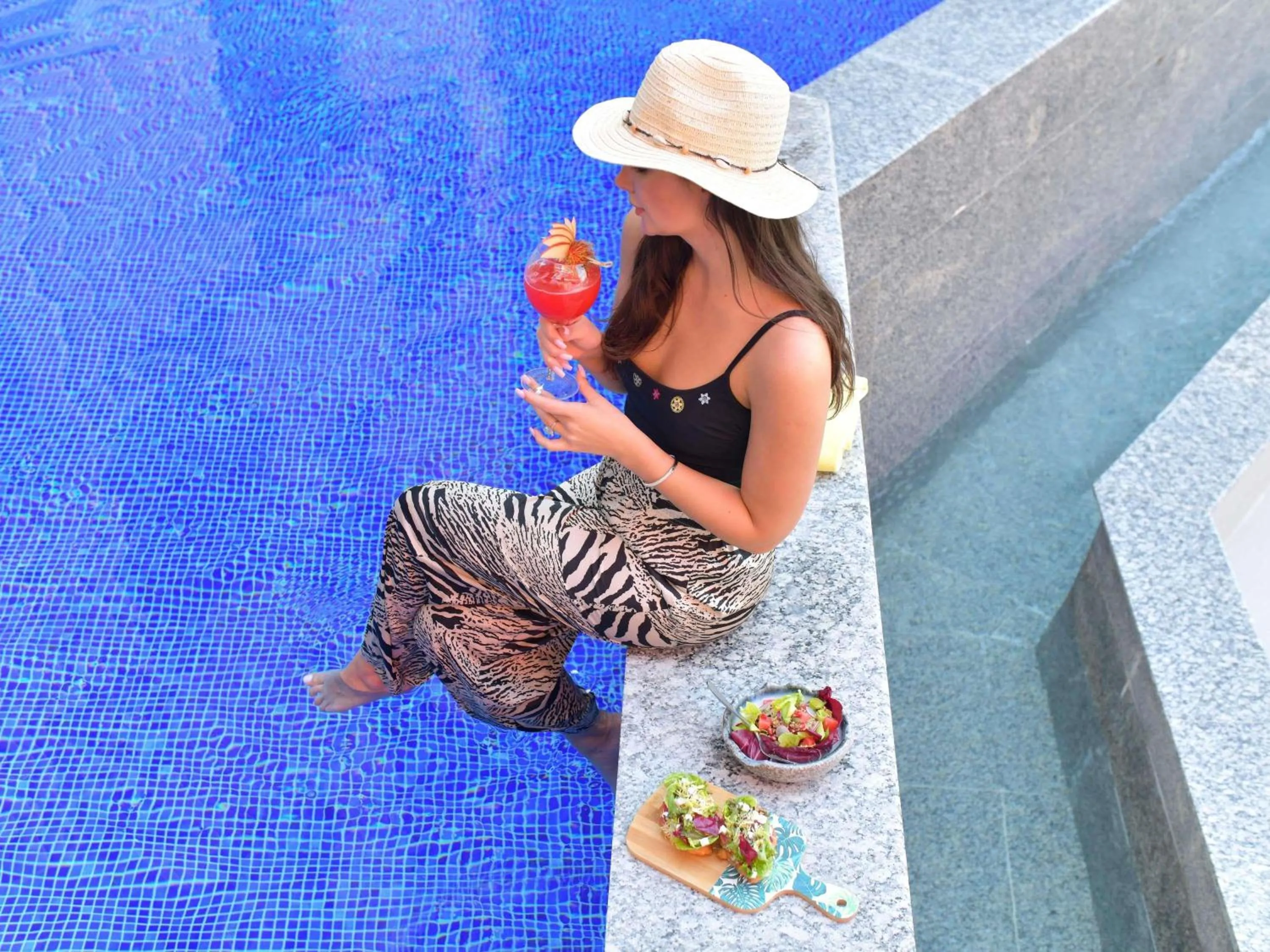 Pool view in ibis Doha