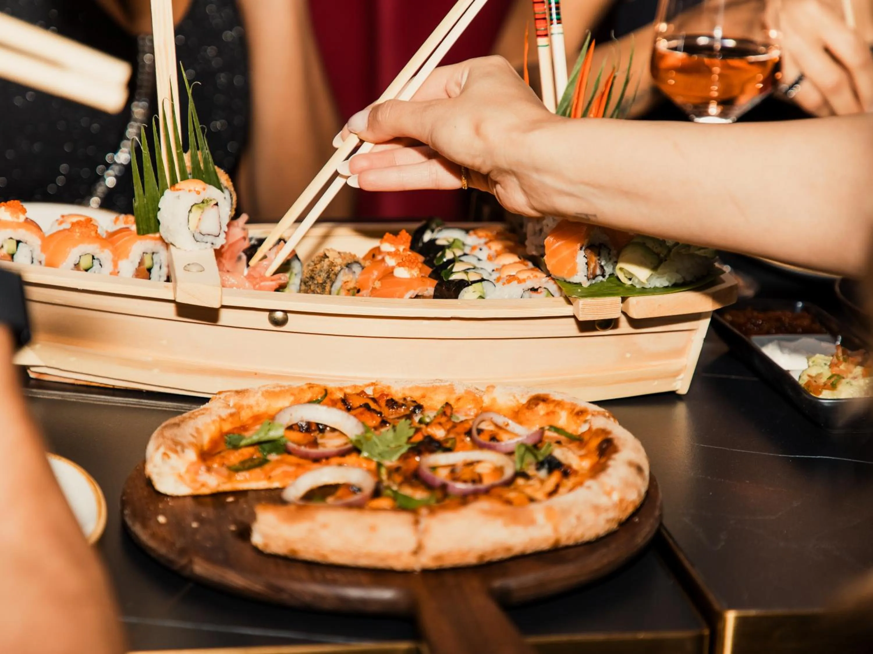 Lounge or bar in ibis Doha