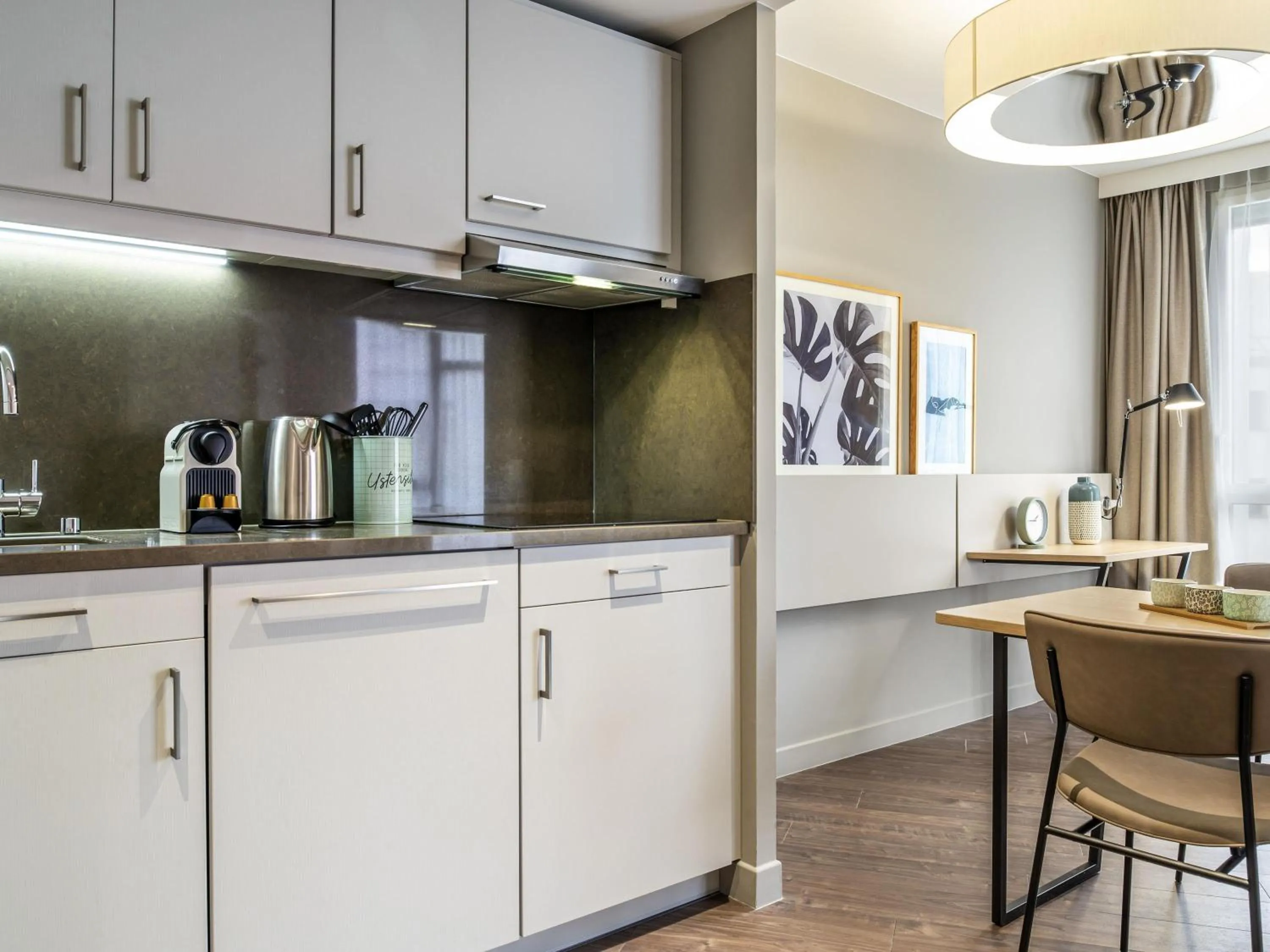 Bedroom in Aparthotel Adagio Glasgow Central