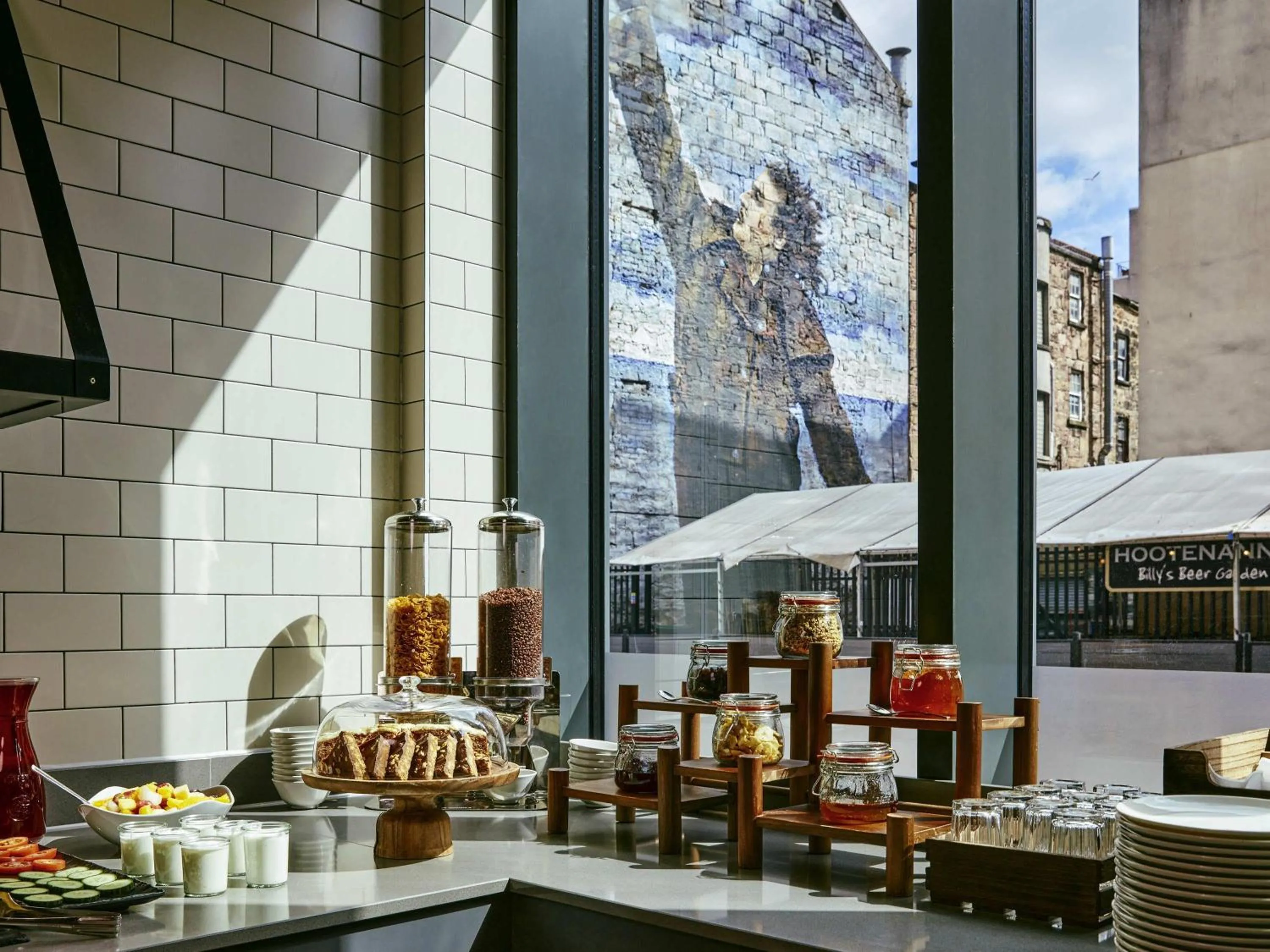 Breakfast in Aparthotel Adagio Glasgow Central