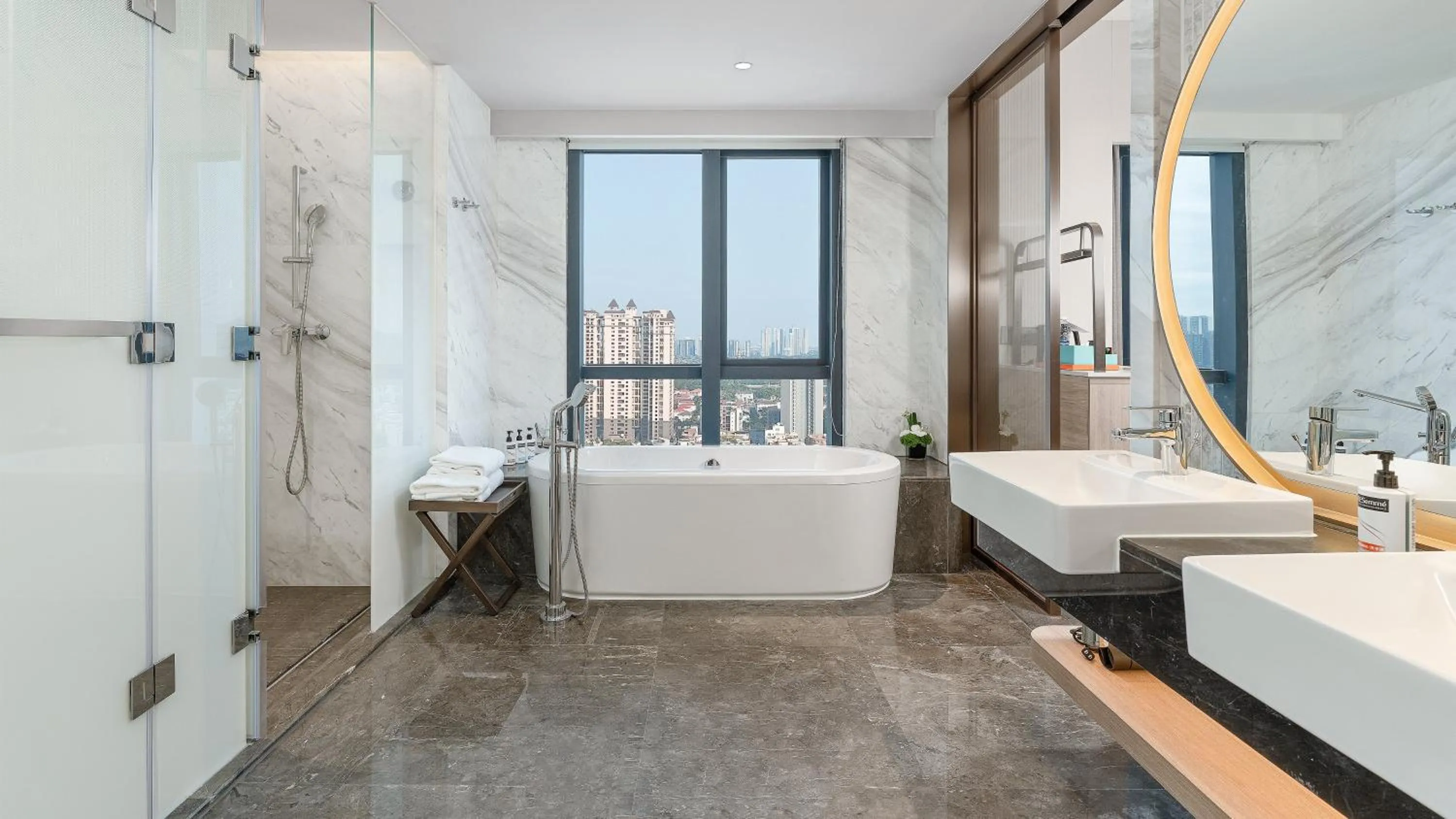 Bedroom in Holiday Inn Express Shunde Daliang by IHG