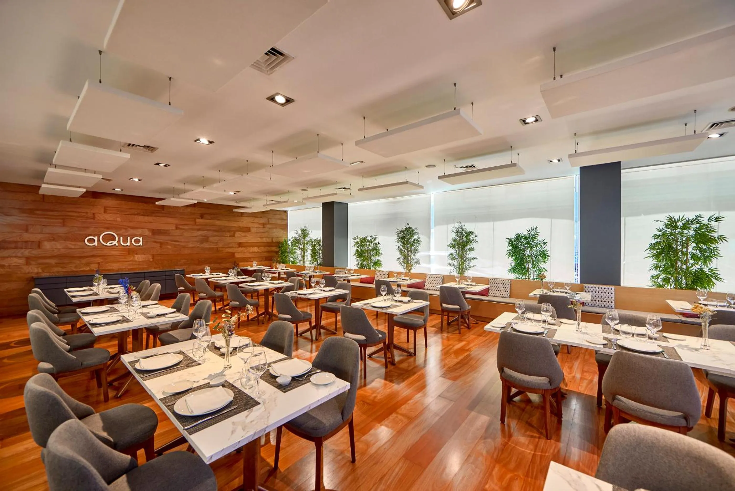 Restaurant/places to eat in Civis Luz Castellón 4*S