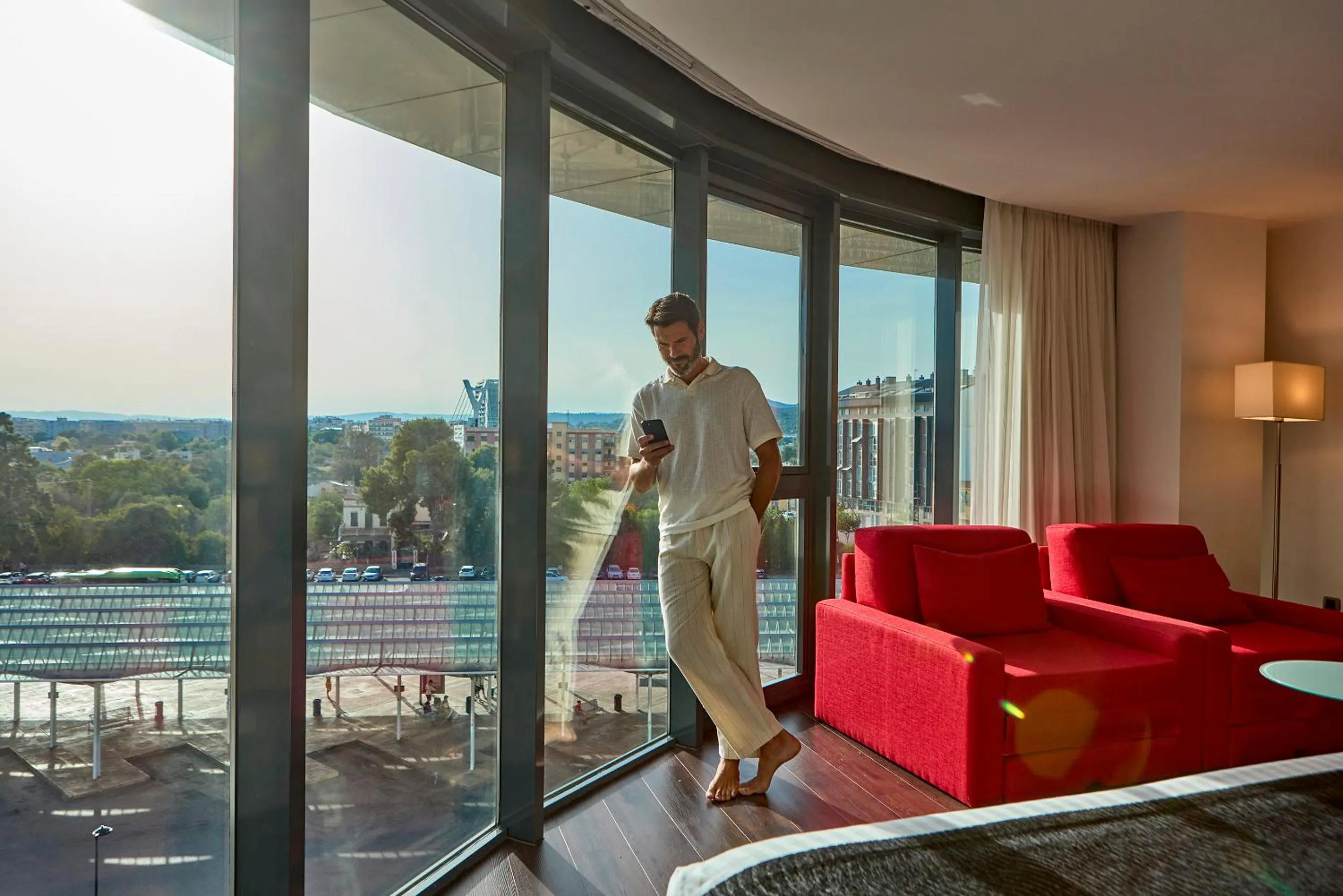 People in Civis Luz Castellón 4*S