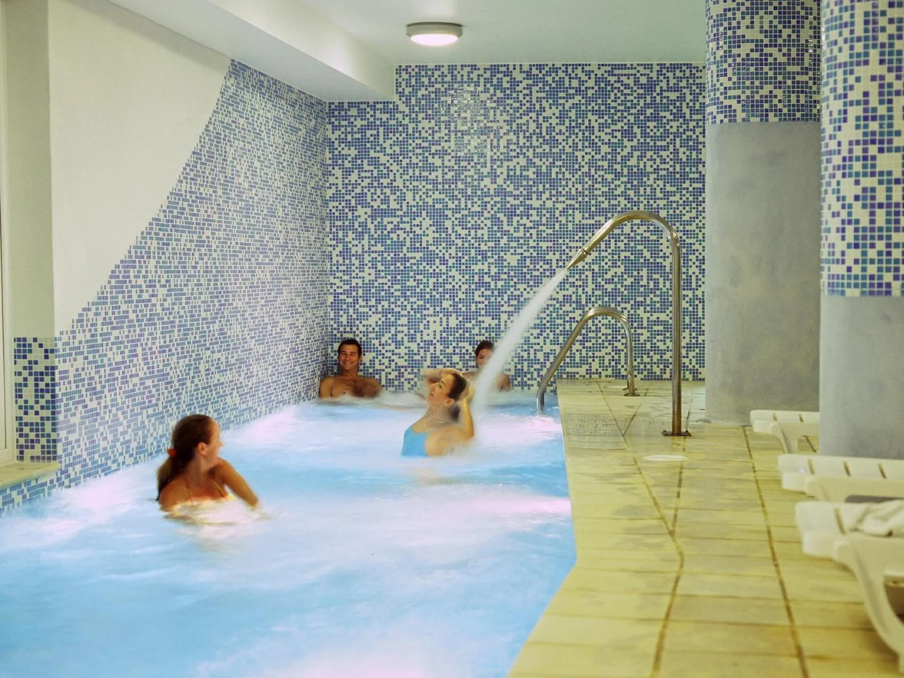 People in Bellamar Hotel Beach & Spa