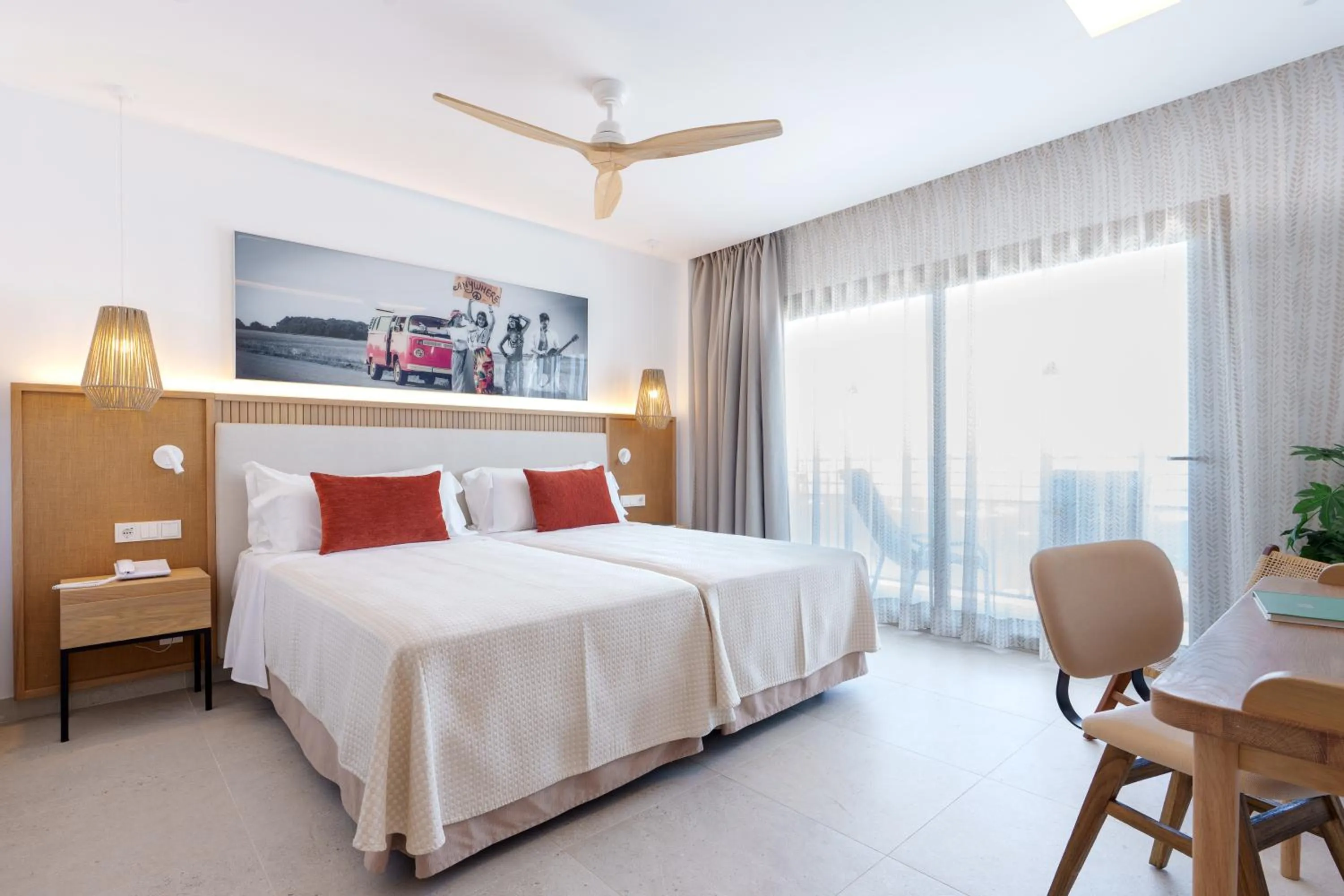 Bed in Bellamar Hotel Beach & Spa