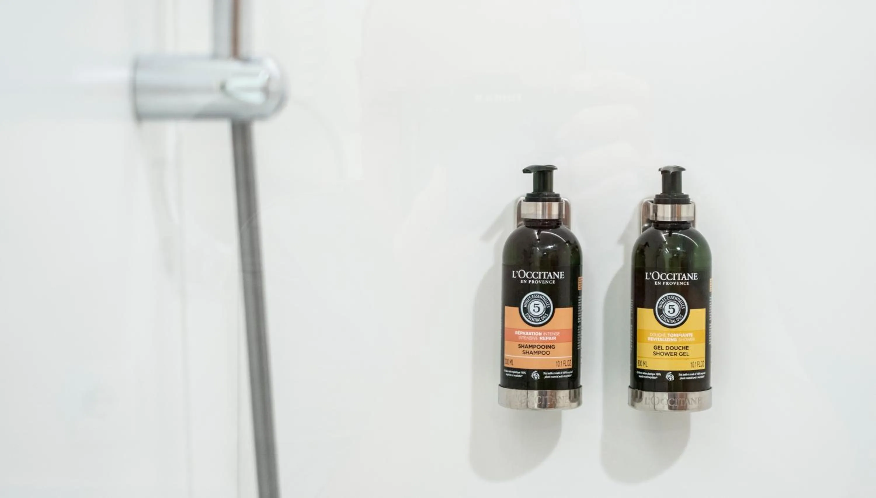 Bathroom in Carlemany Girona