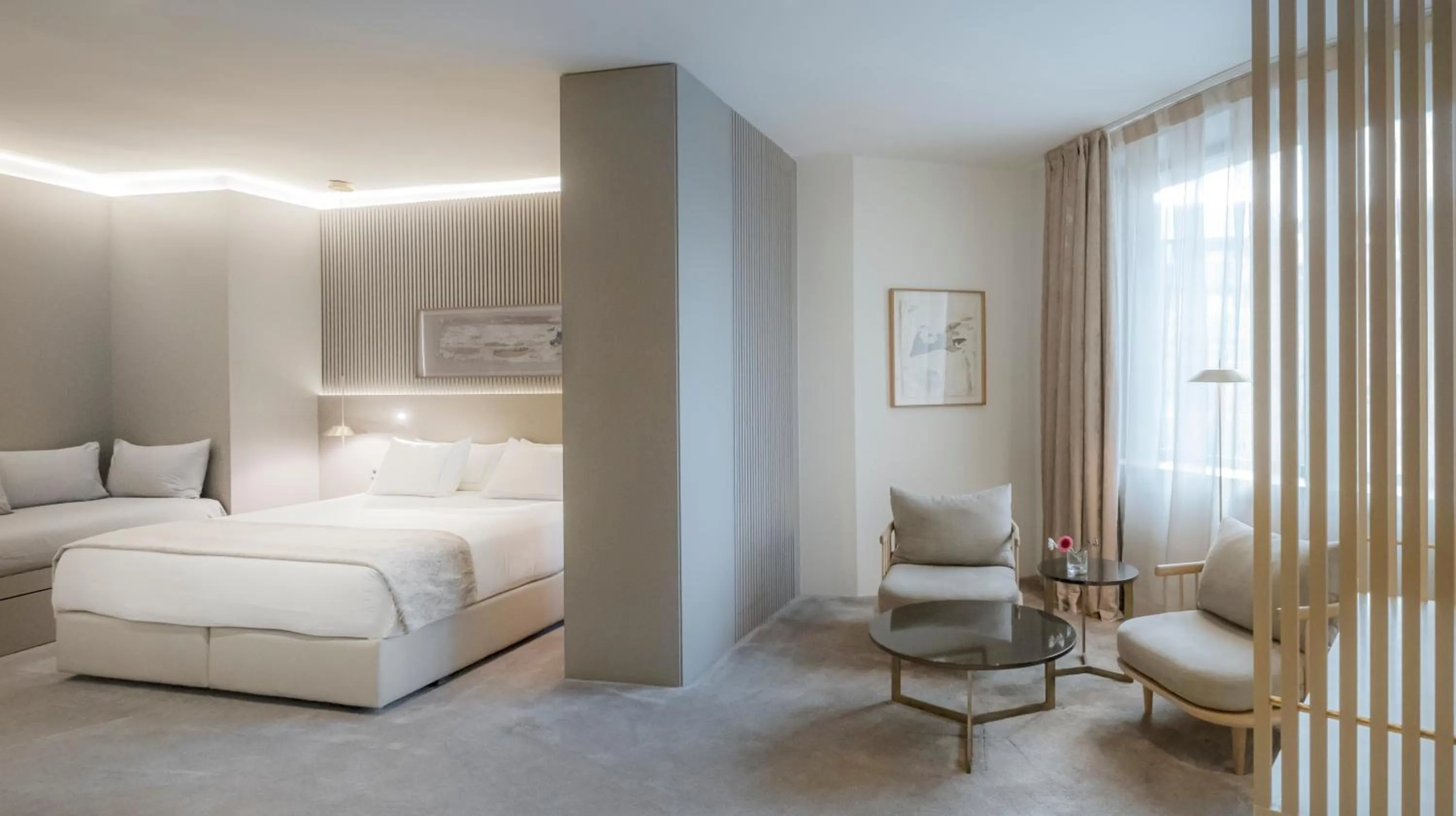 Photo of the whole room, Bed in Carlemany Girona