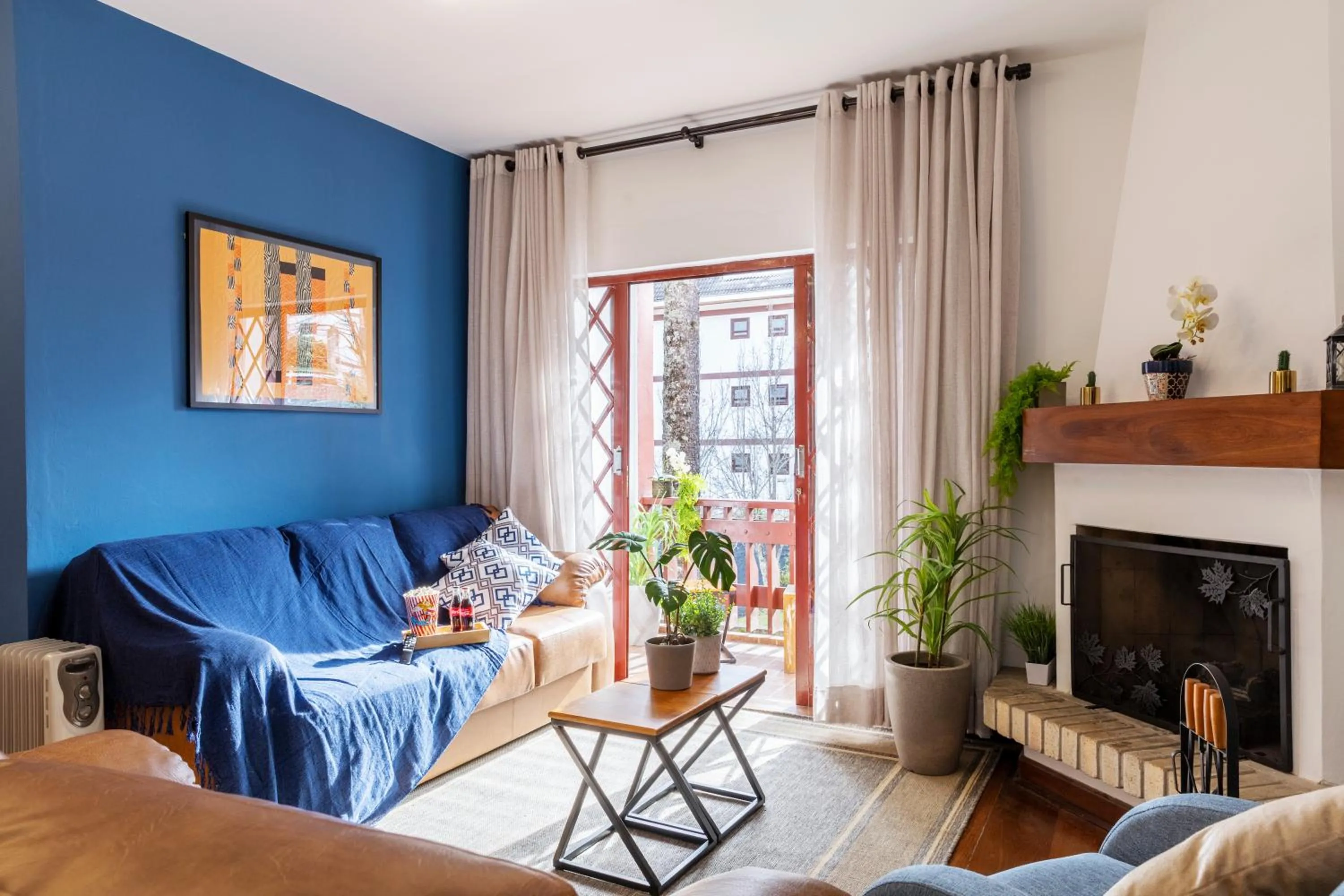 View (from property/room) in 3 Quartos no Capivari com Lareira