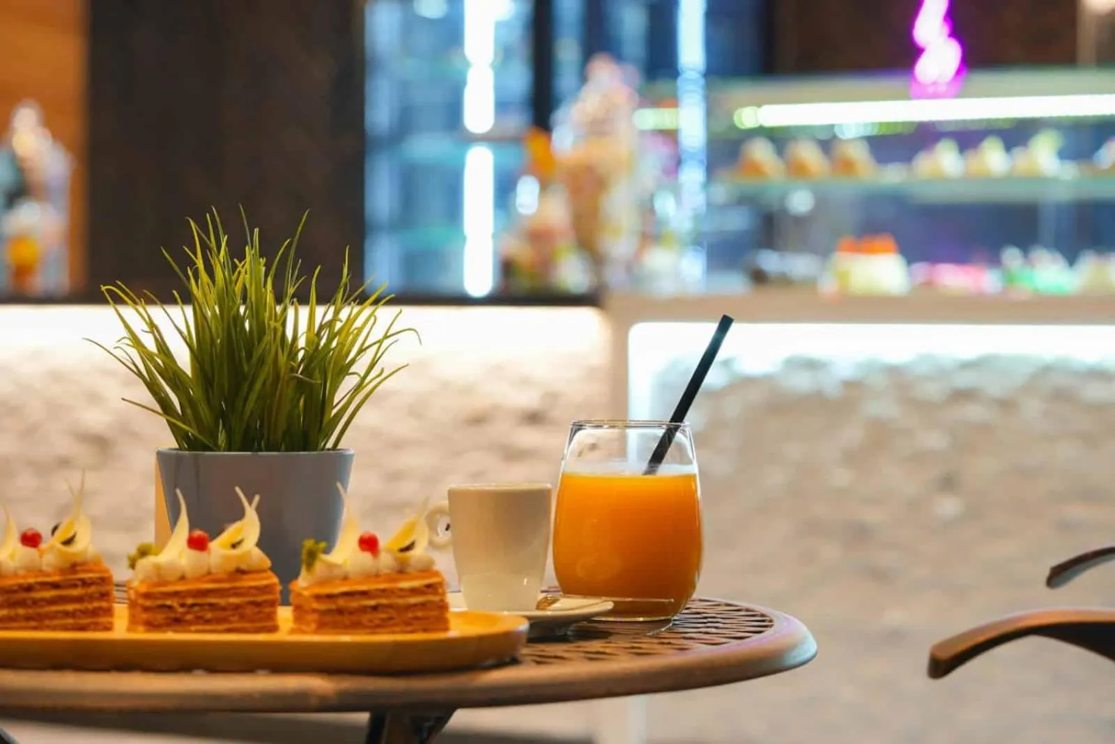 Restaurant/places to eat in Grand Hotel Therme