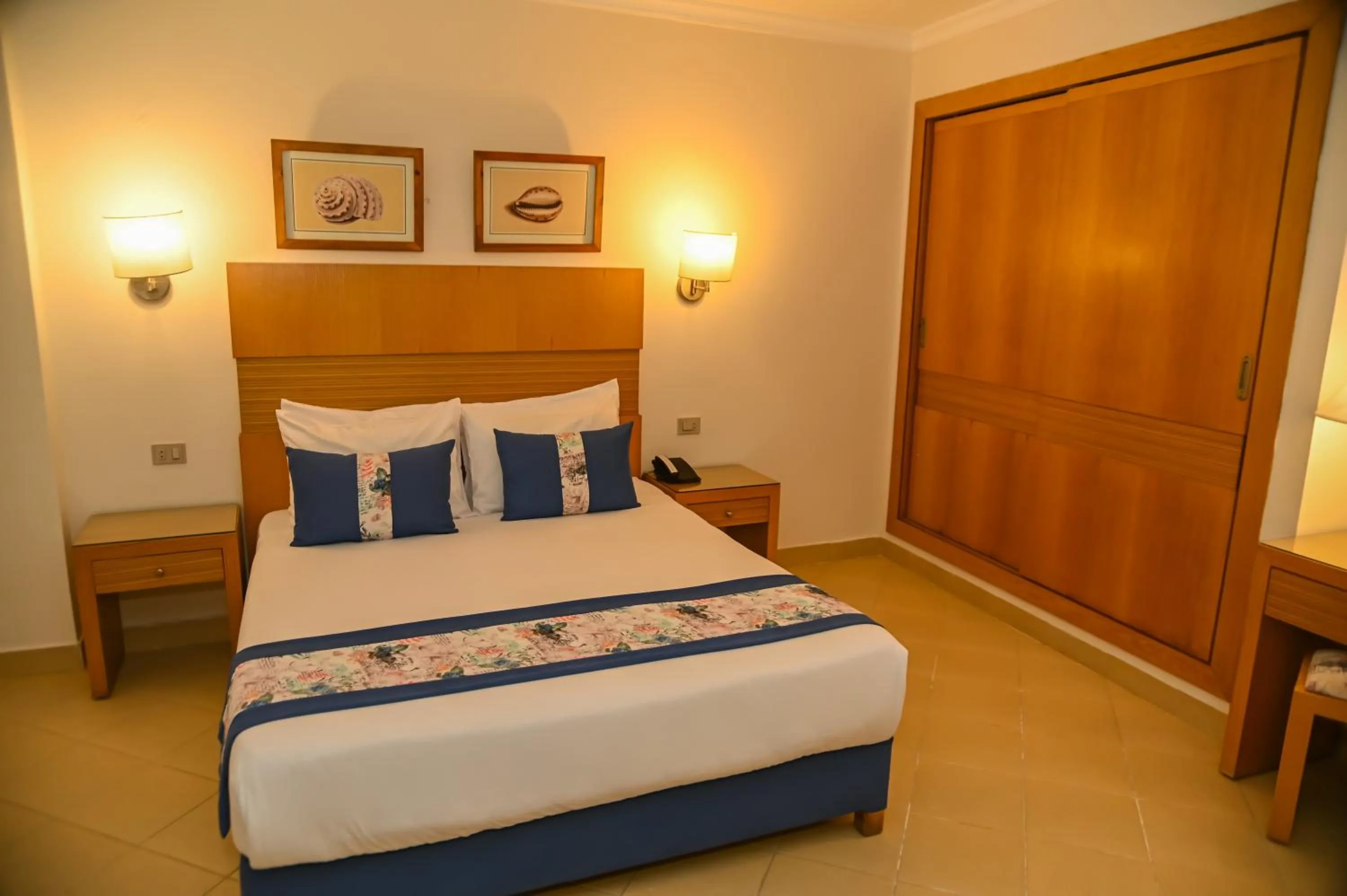 Bedroom, Bed in Eagles Downtown Zahabia Resort & Aqua Park