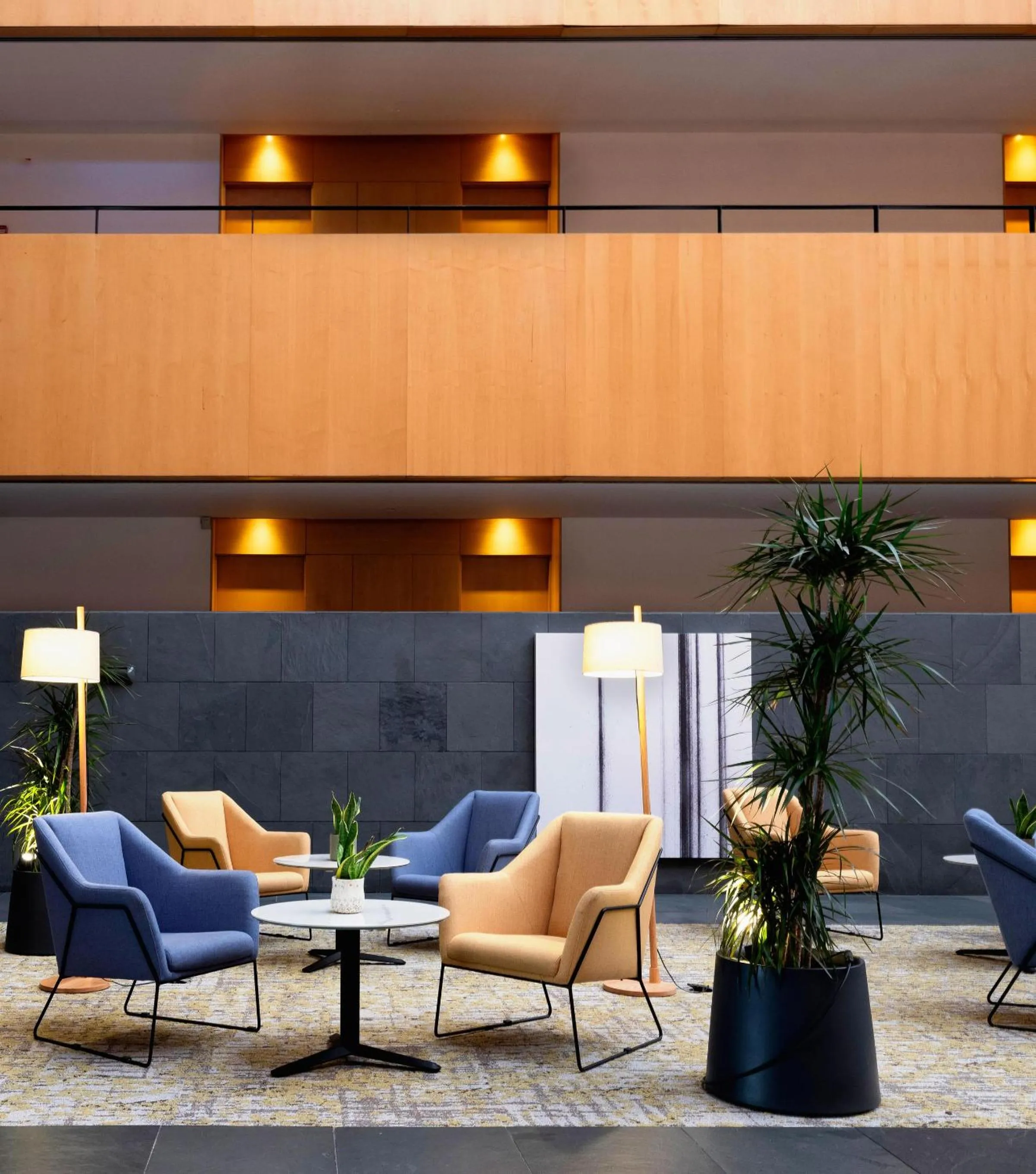 Lobby or reception in INNSiDE by Meliá Barcelona Aeropuerto