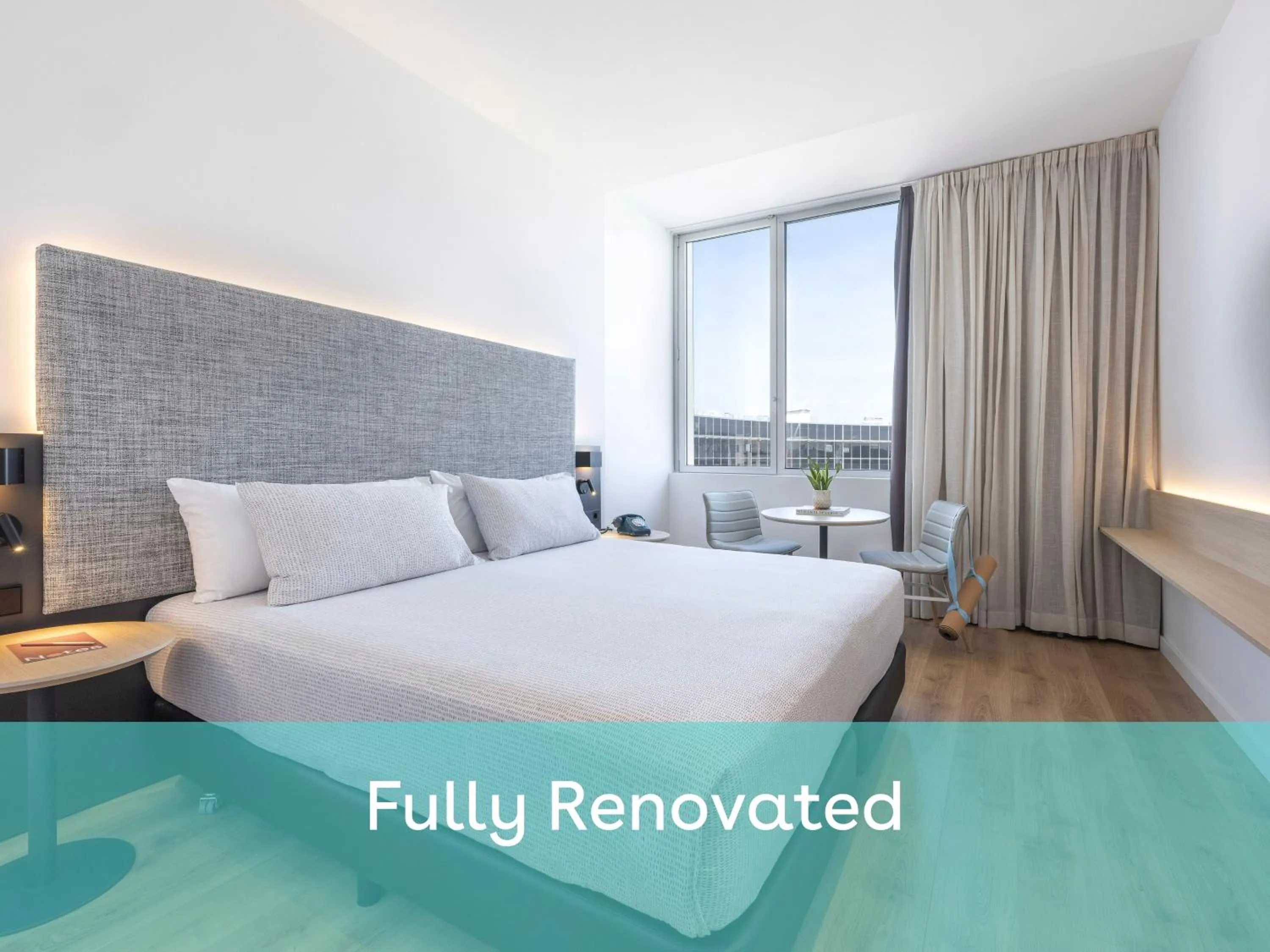 Bed in INNSiDE by Meliá Barcelona Aeropuerto