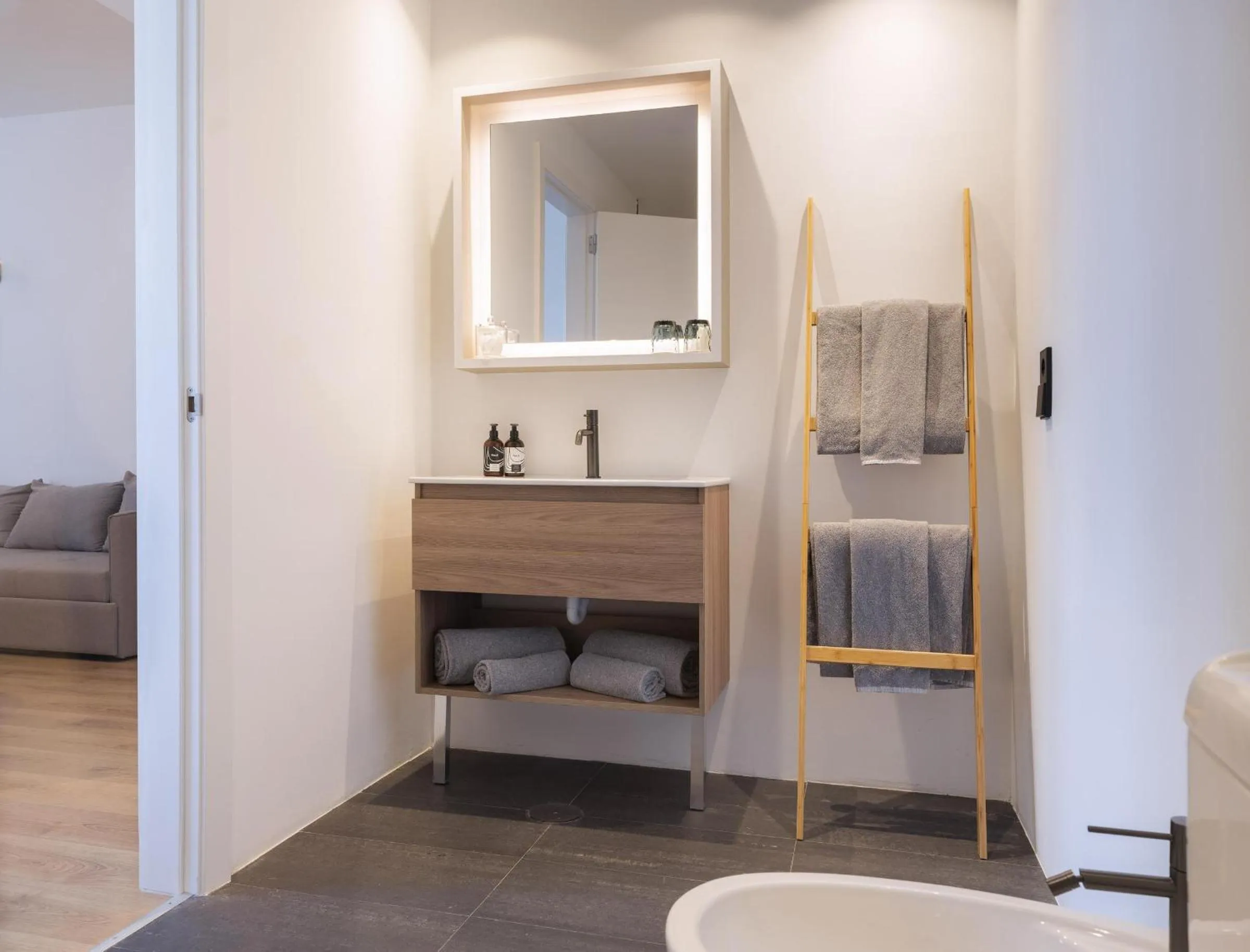 Bed in INNSiDE by Meliá Barcelona Aeropuerto