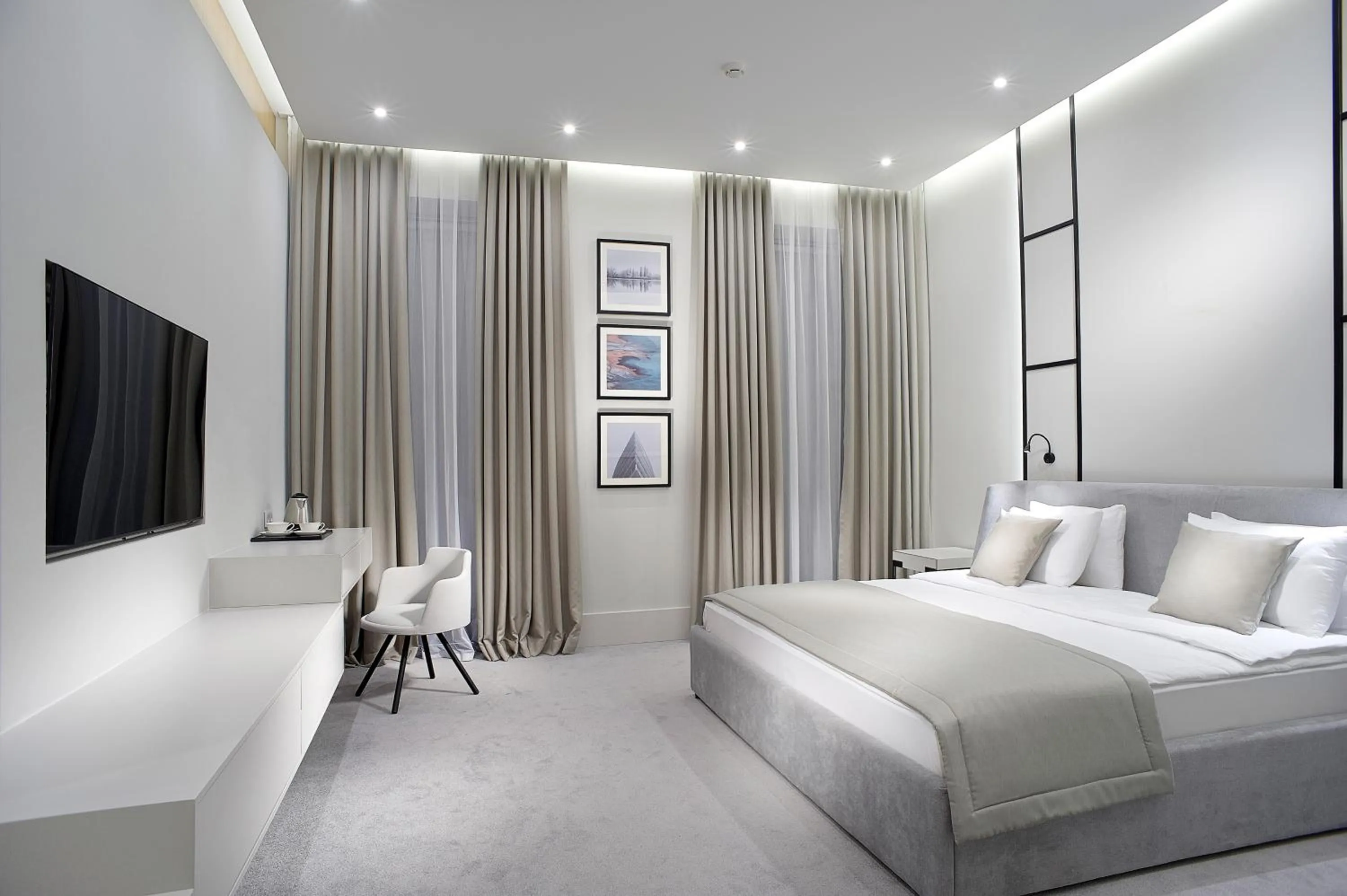 TV and multimedia, Bed in NEOS HOTEL