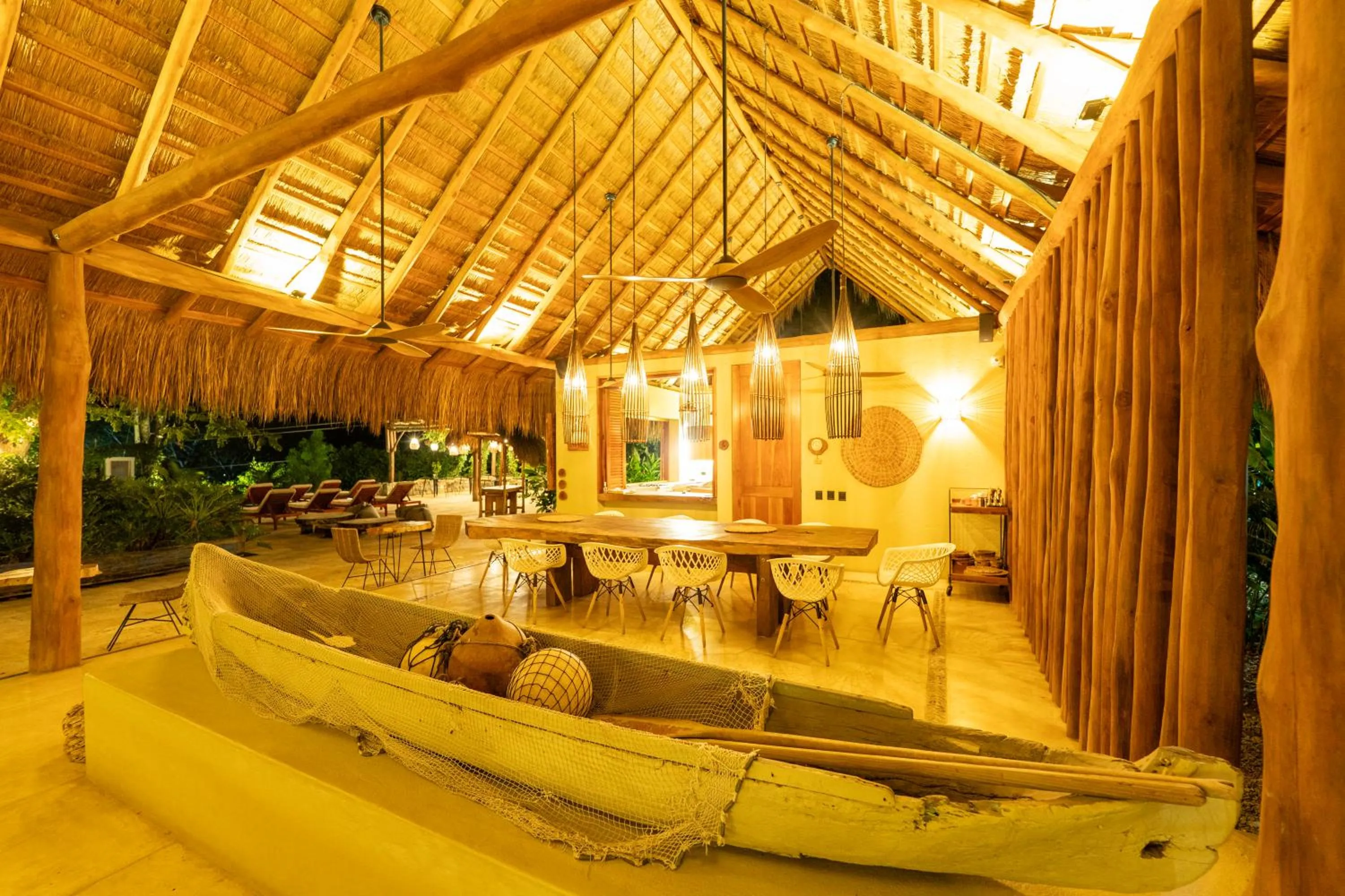 Dining area in Nativa Refugio Escondido