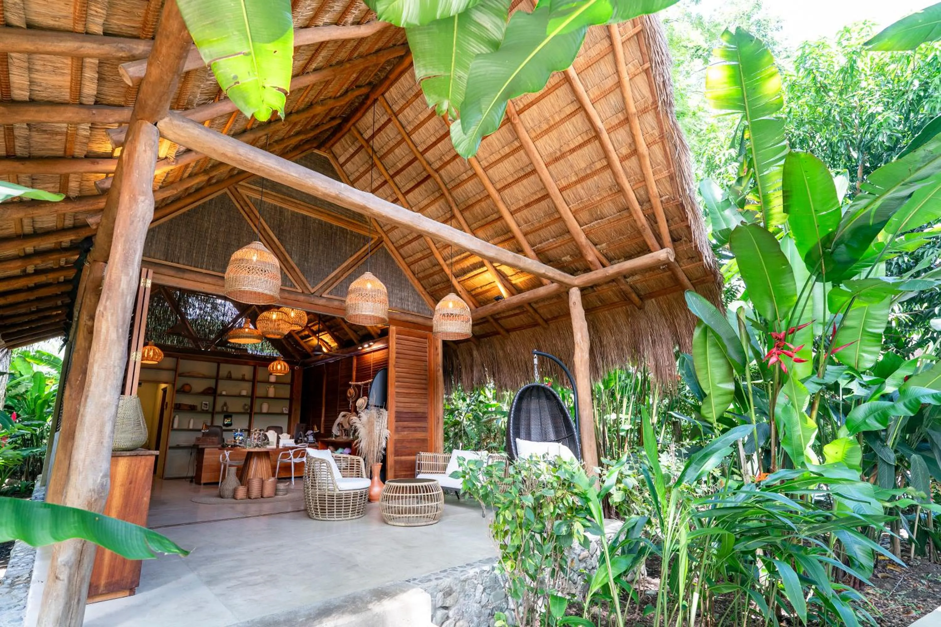 Lobby or reception in Nativa Refugio Escondido