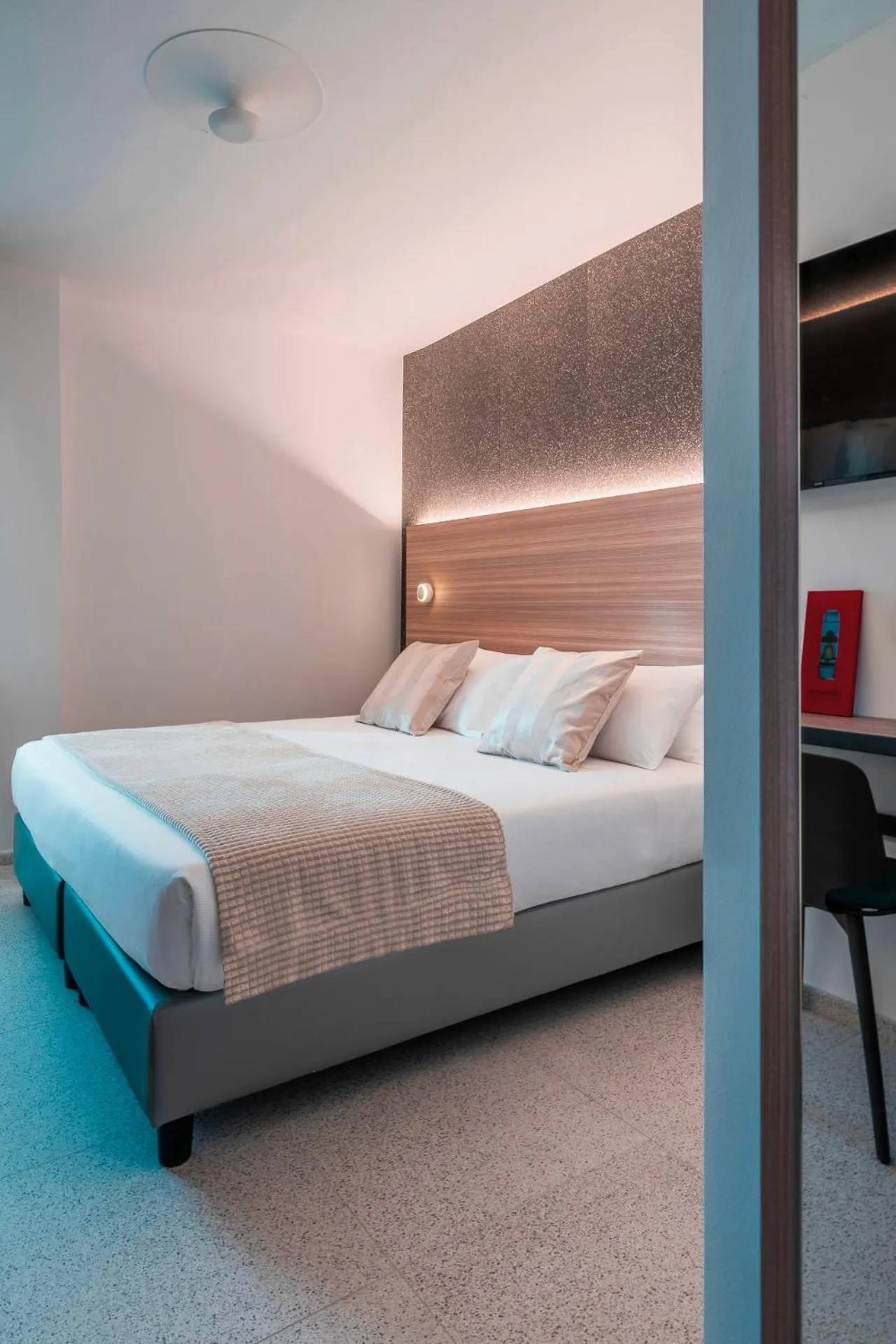 Bedroom, Bed in Hub Hotel