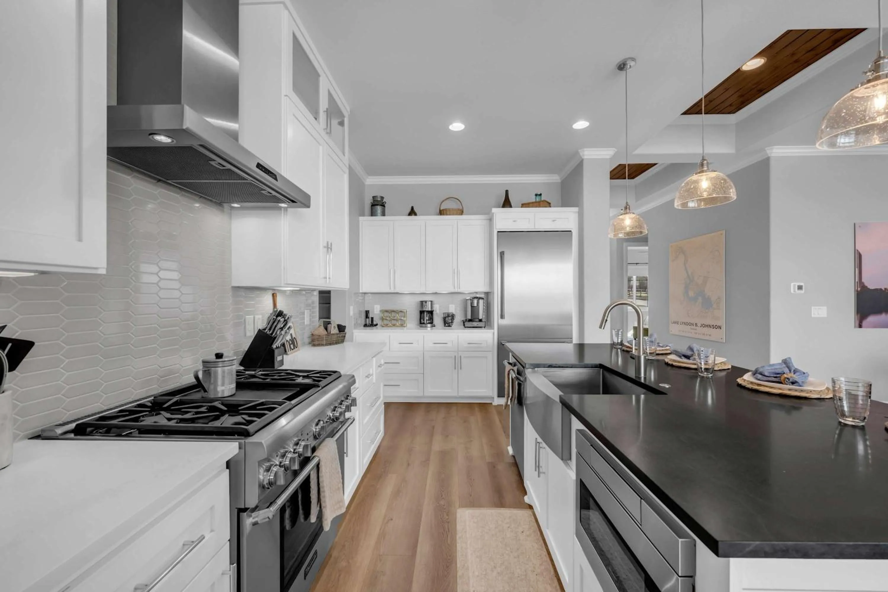 Luxury Waterfront Home with Swimming Pool Hot Tub and 2 Boat Slips