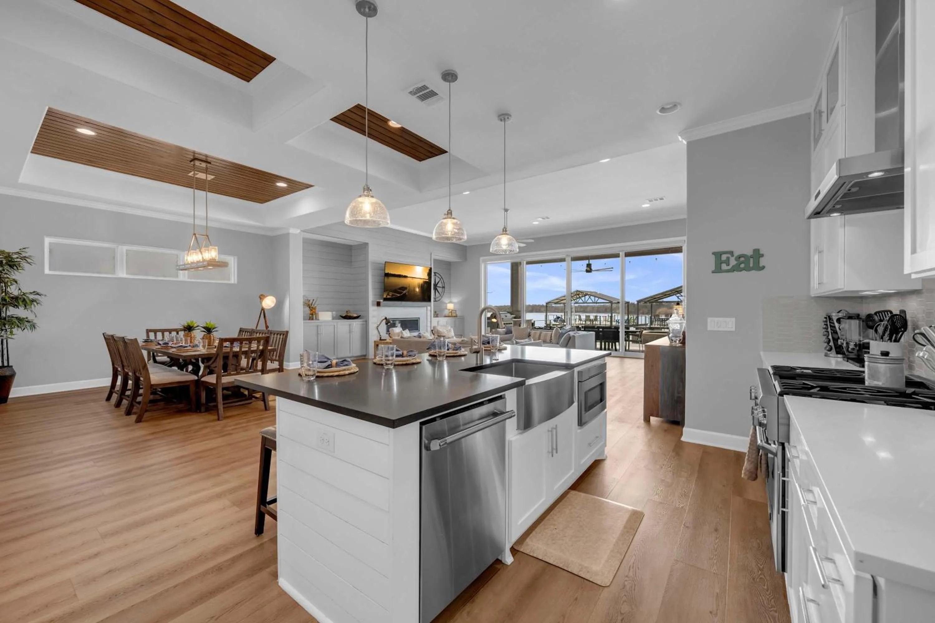 Luxury Waterfront Home with Swimming Pool Hot Tub and 2 Boat Slips