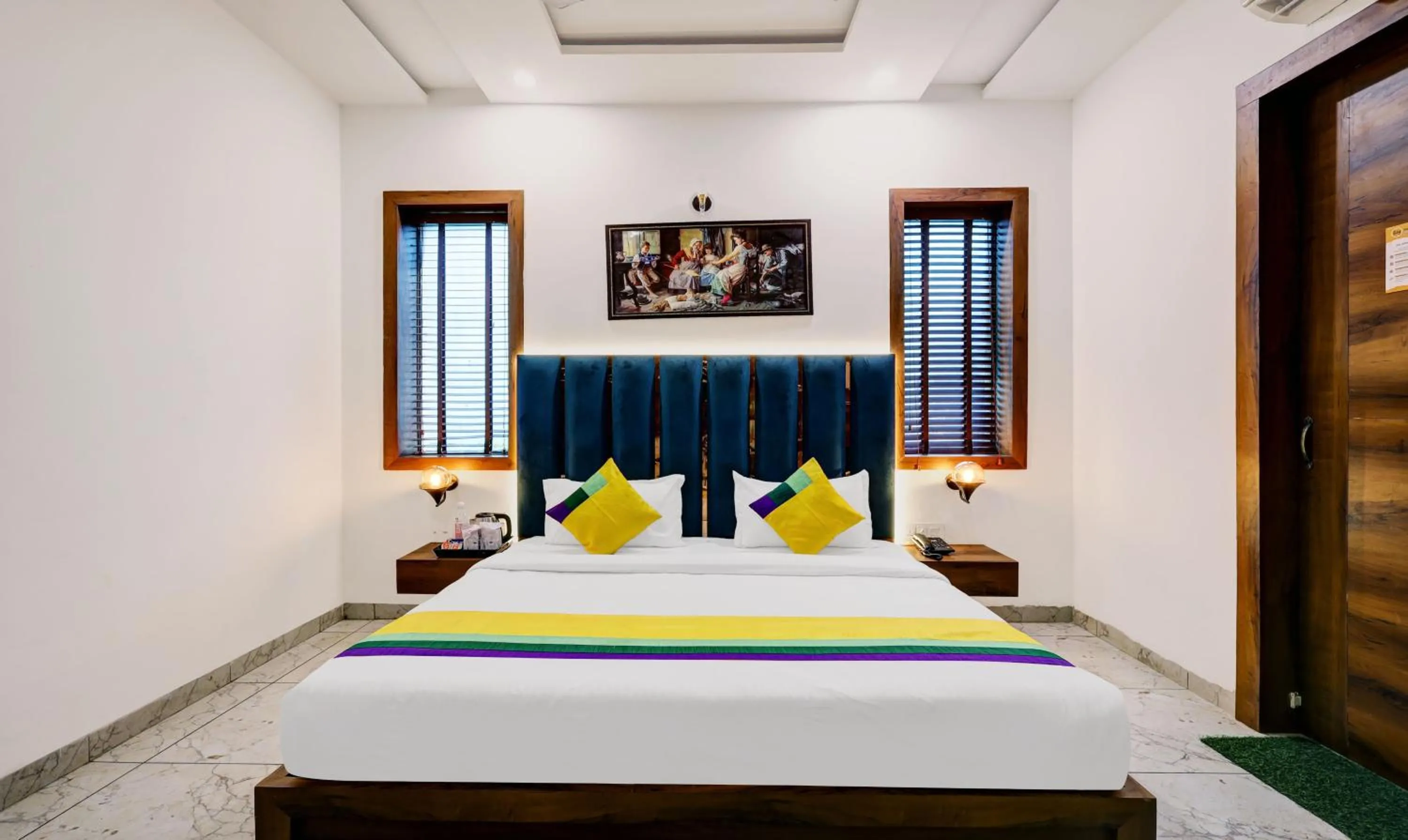 Bedroom, Bed in Itsy Hotels Vedansh