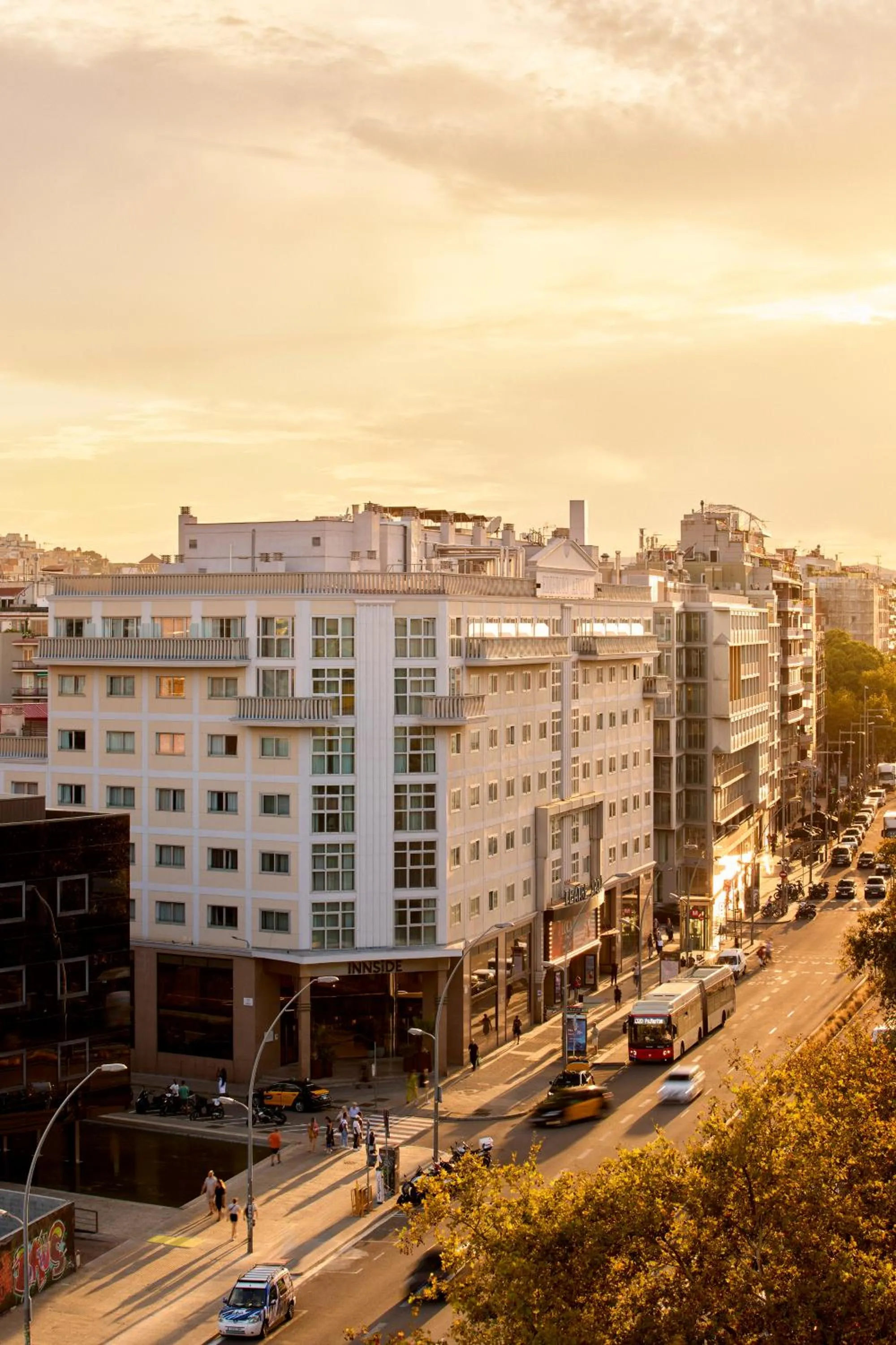 Property building in INNSiDE by Meliá Barcelona Apolo