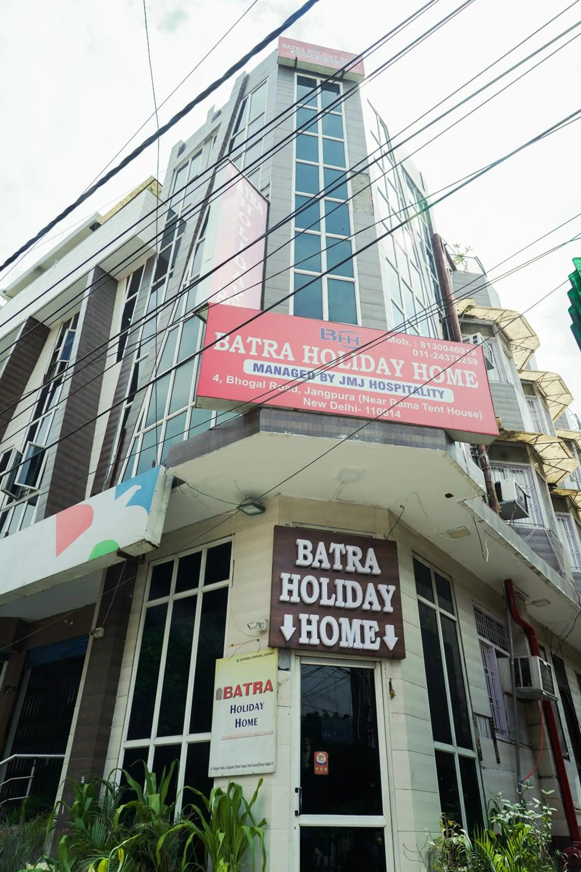 Facade/entrance in Hotel Batra Home Nizamuddin