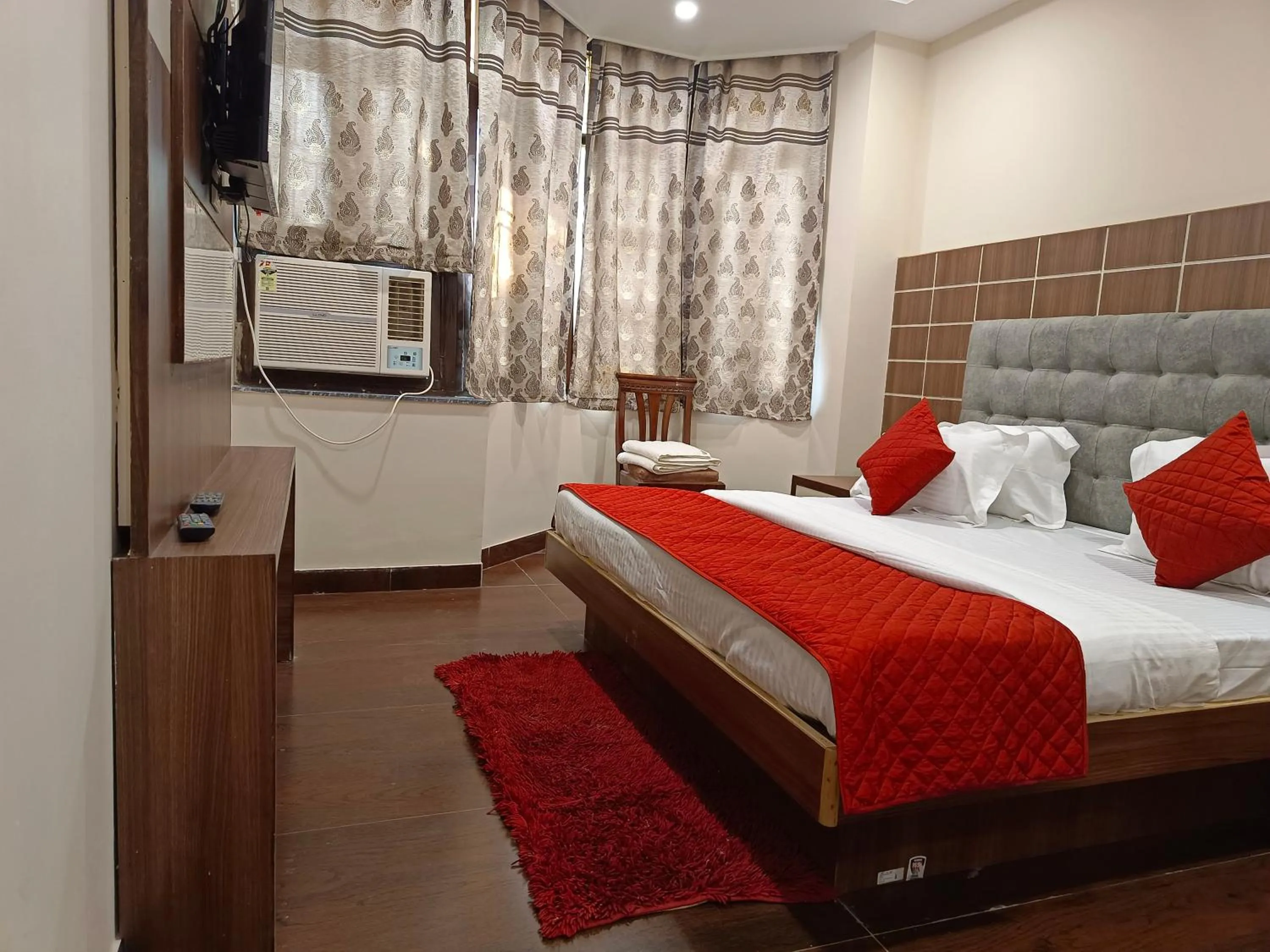 Bed in Hotel Batra Home Nizamuddin