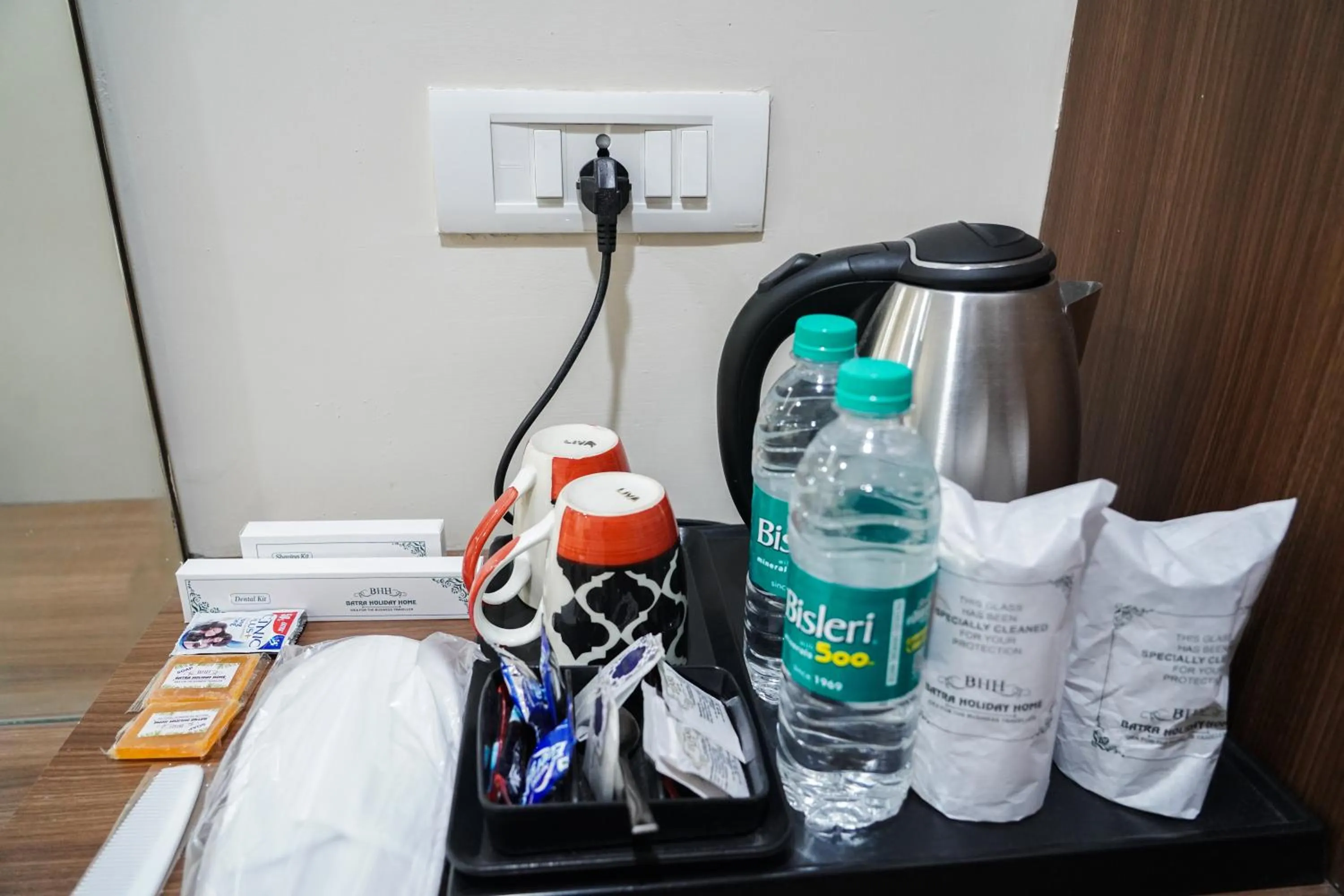 Coffee/tea facilities in Hotel Batra Home Nizamuddin