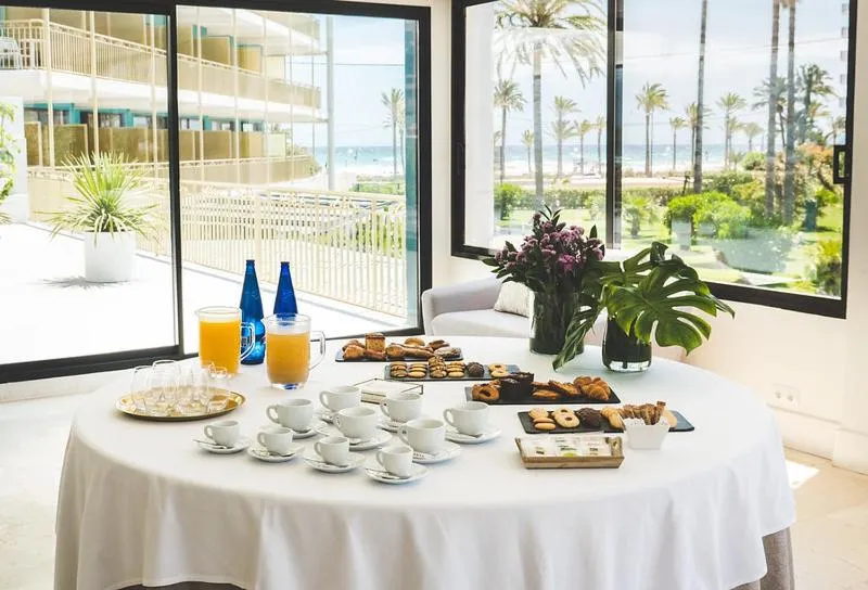 Banquet/Function facilities in Hotel Almirante