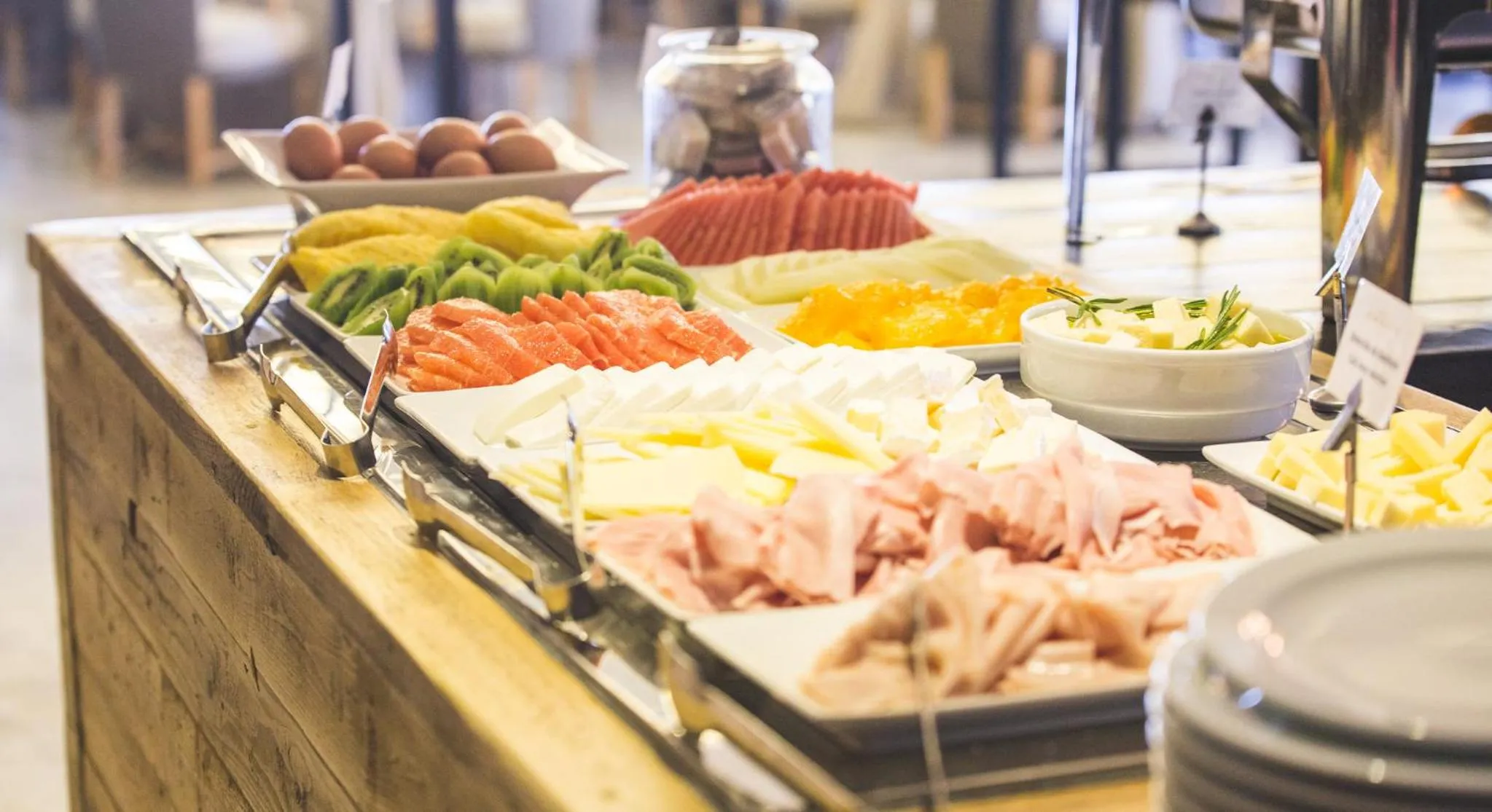 Food and drinks in Hotel Almirante