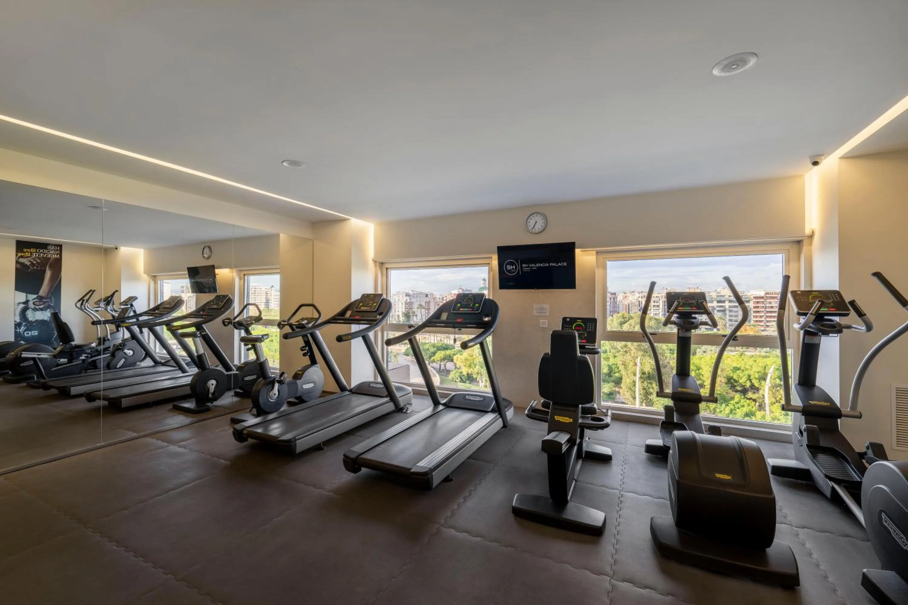 Fitness centre/facilities in SH Valencia Palace