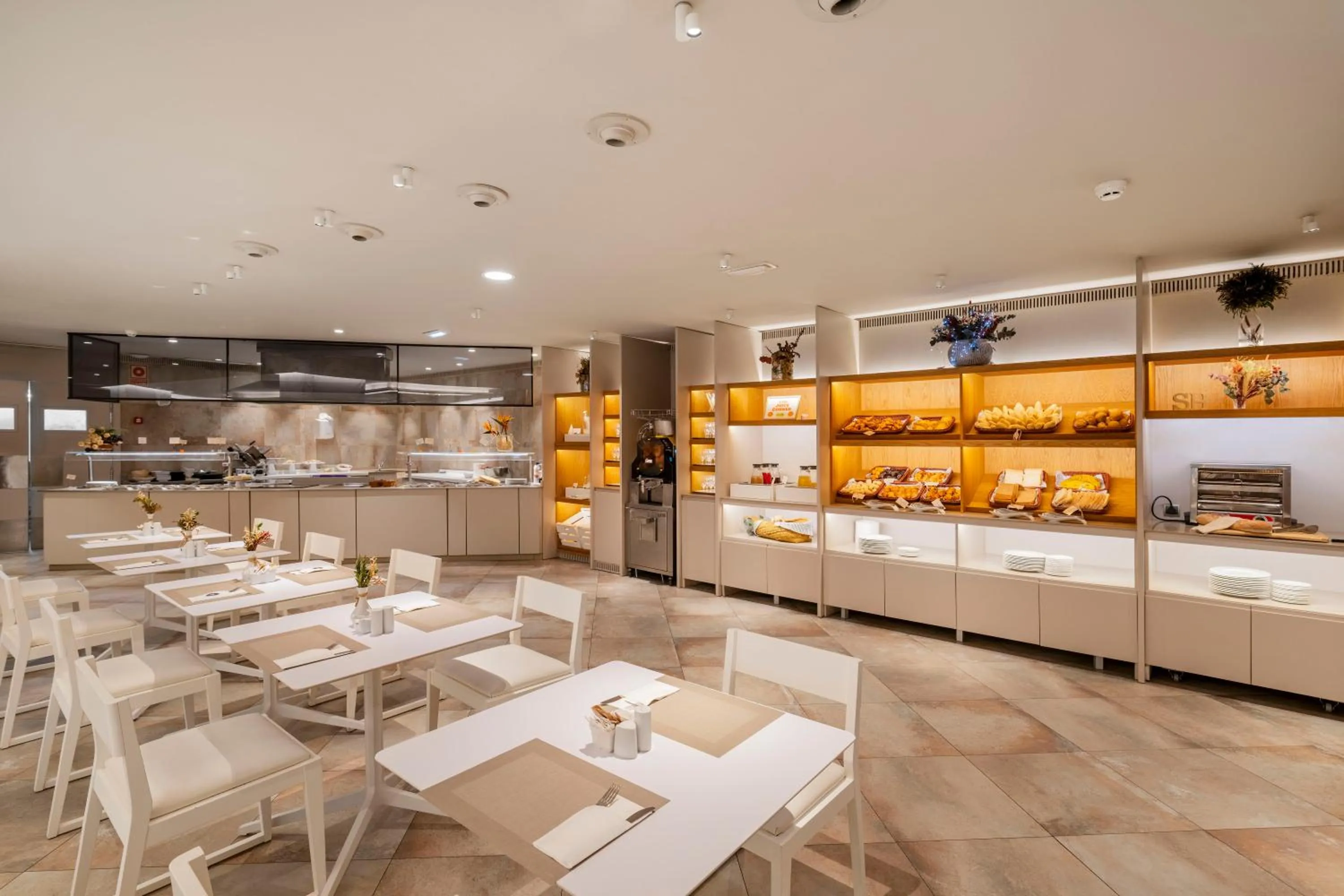 Breakfast in SH Valencia Palace