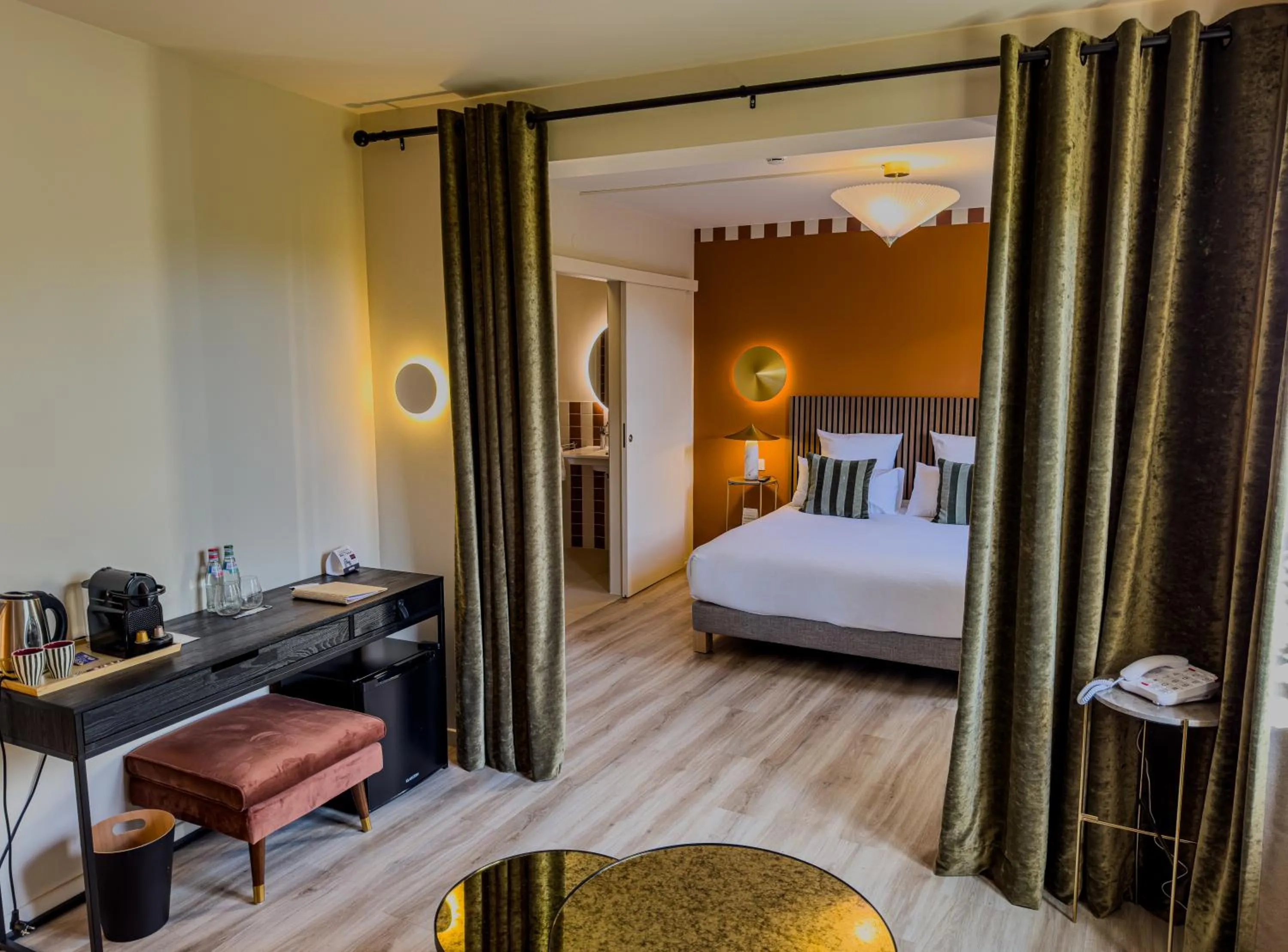 Photo of the whole room, Bed in Relais Manderen