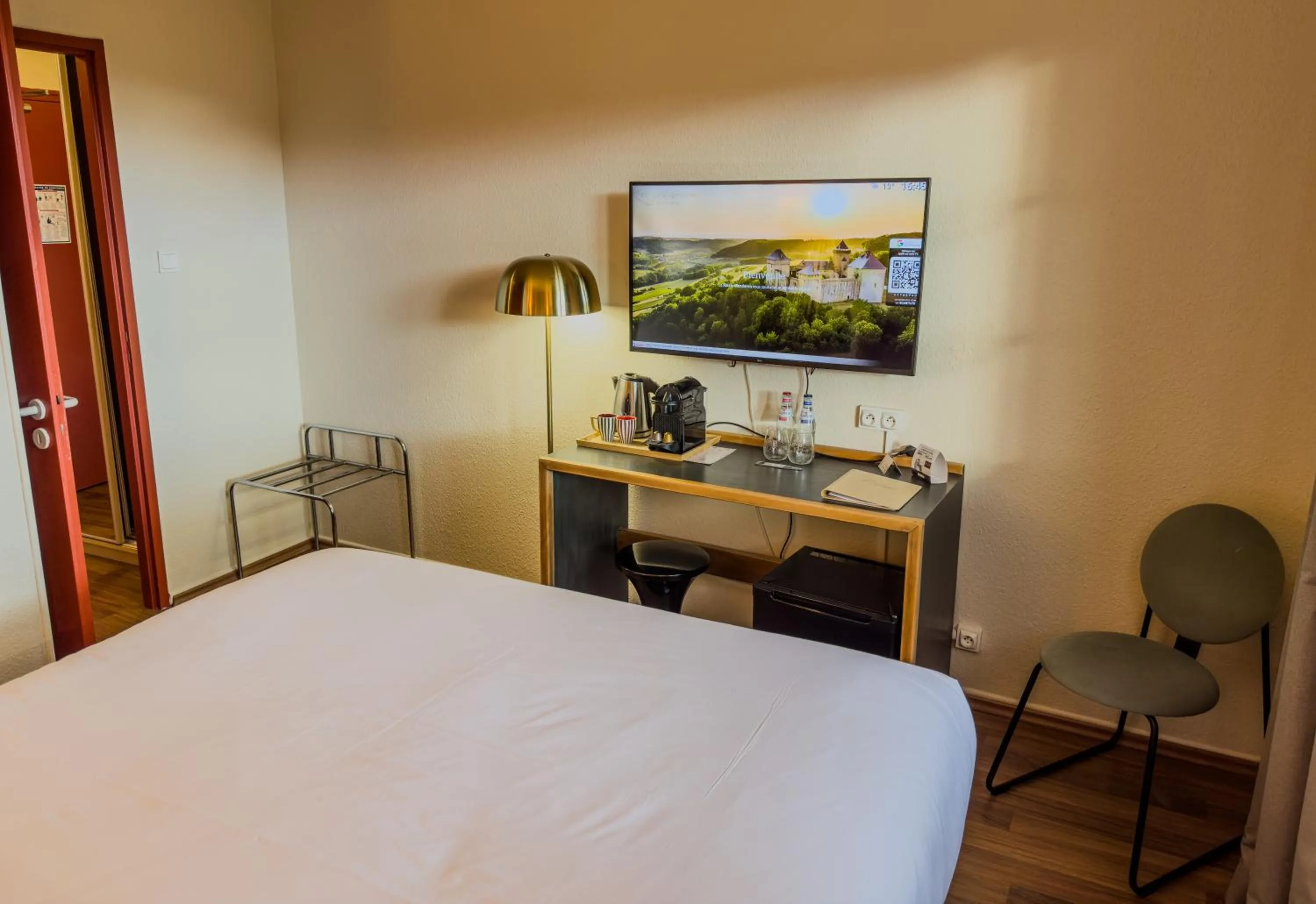 Photo of the whole room, Bed in Relais Manderen