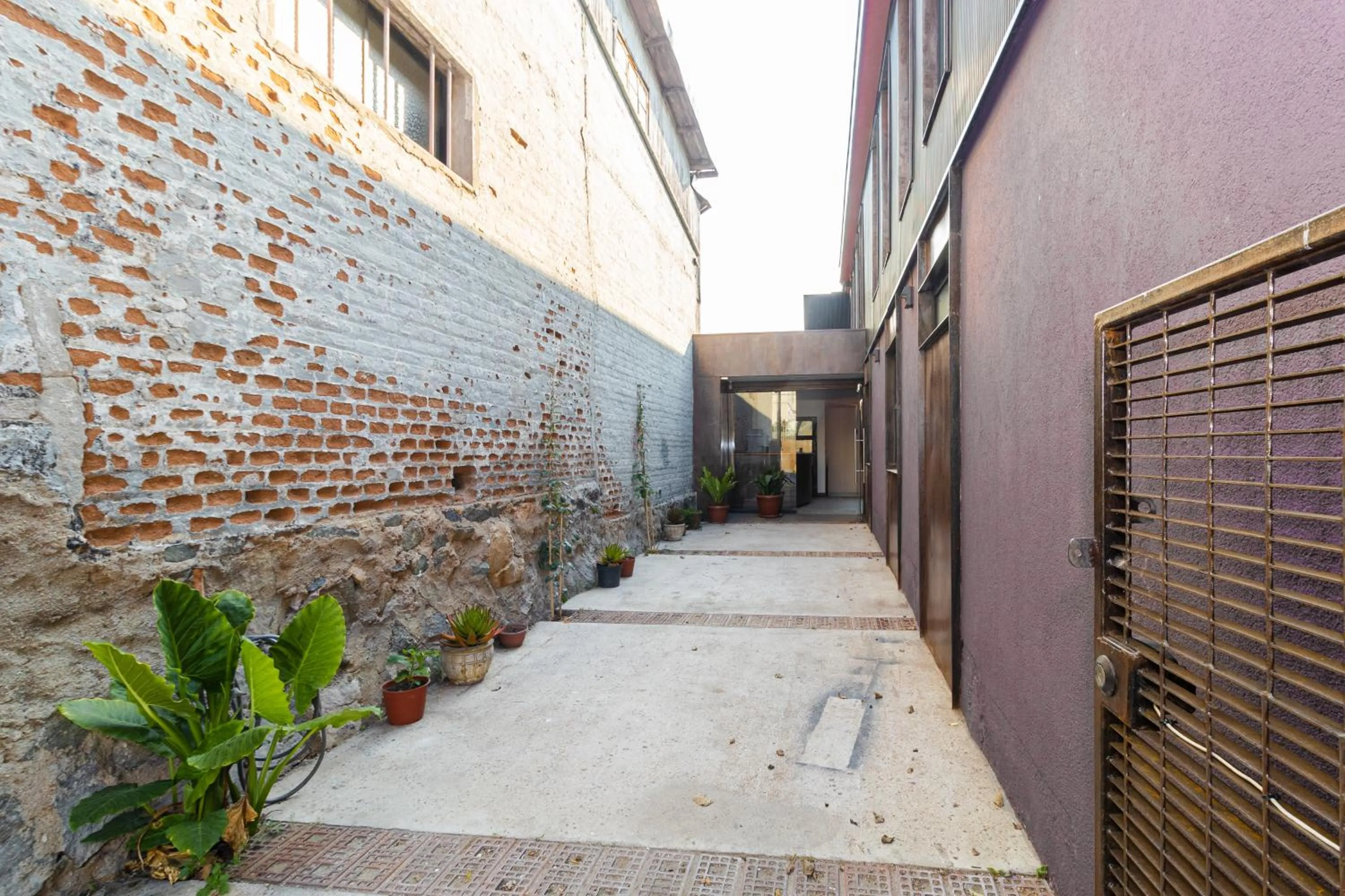 Property building in Hotel Boutique Ossido Nero