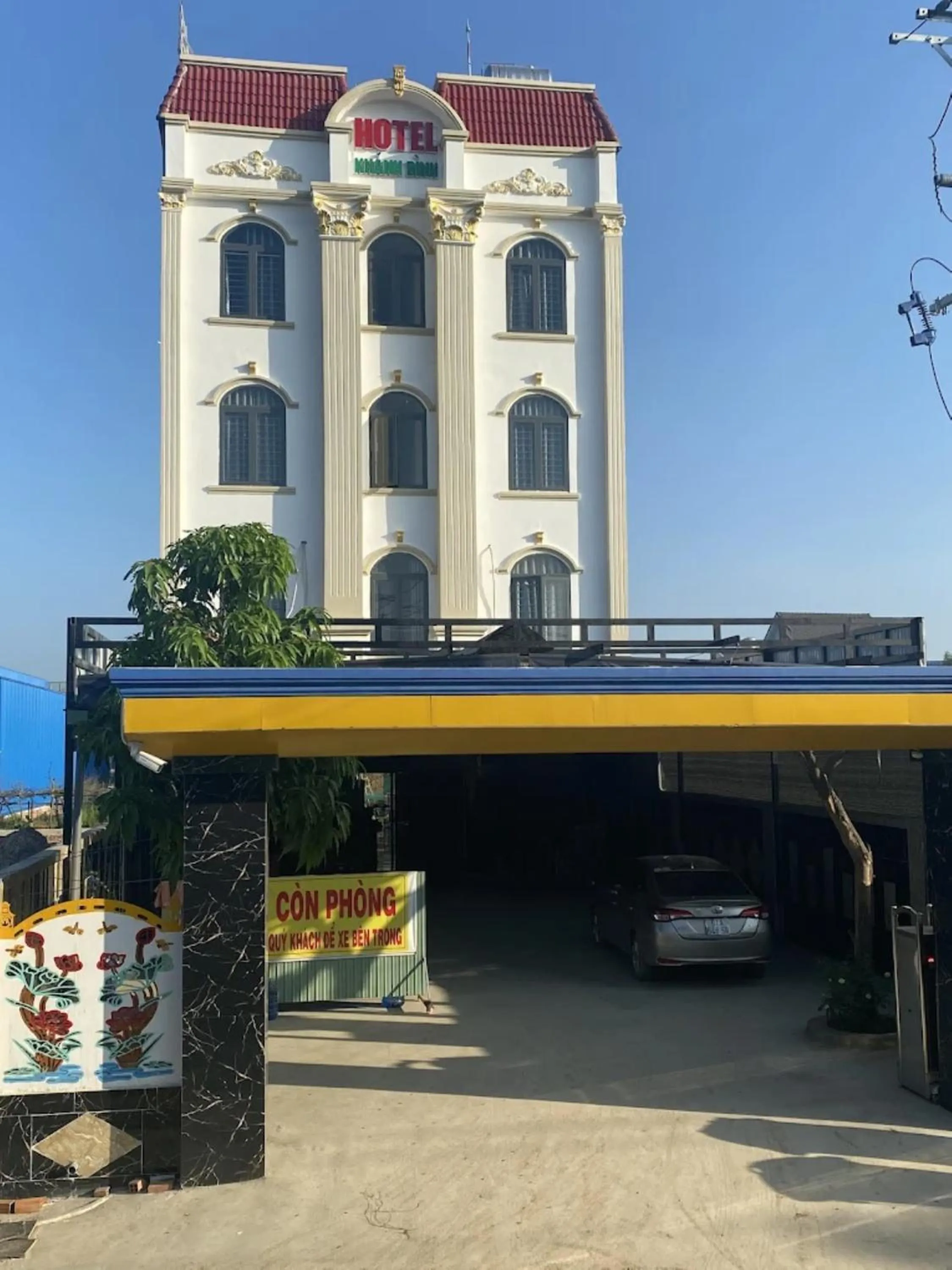 Property building in Khách Sạn Khánh Bình - Bình Dương