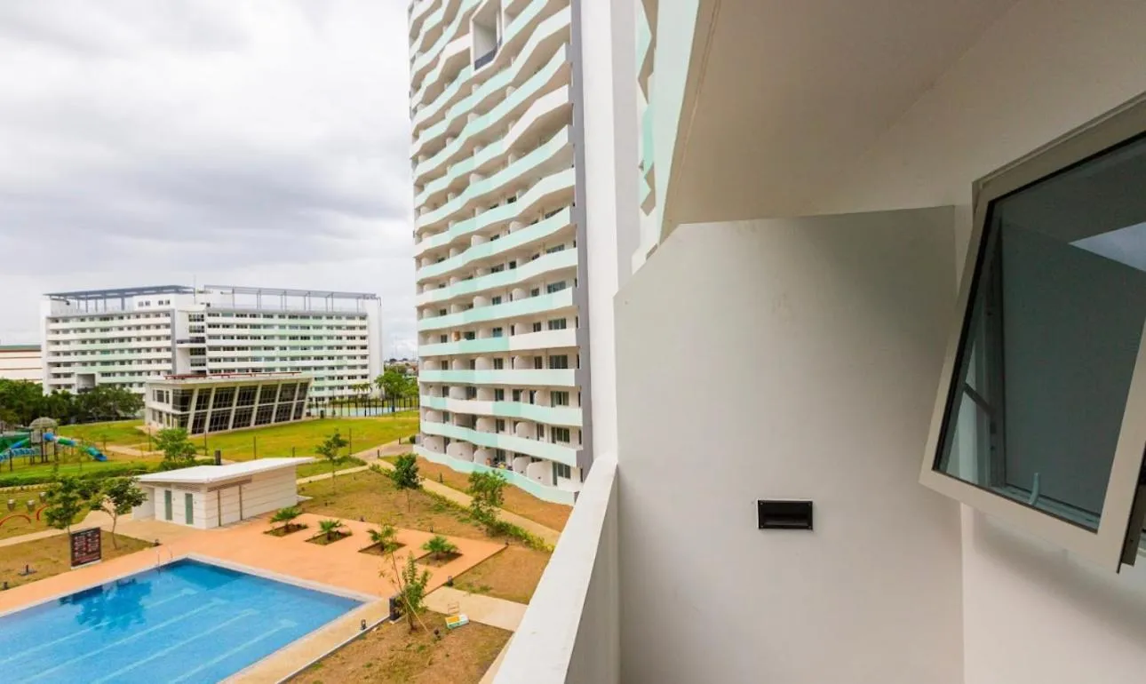 The Residences at Commonwealth by Century