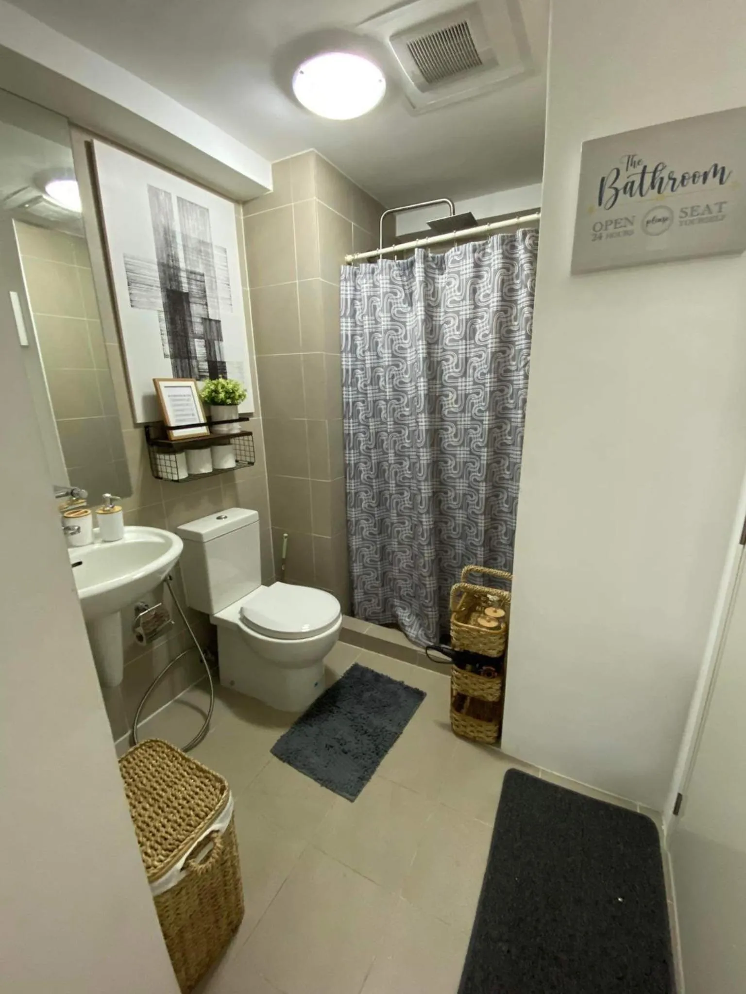 The Residences at Commonwealth by Century