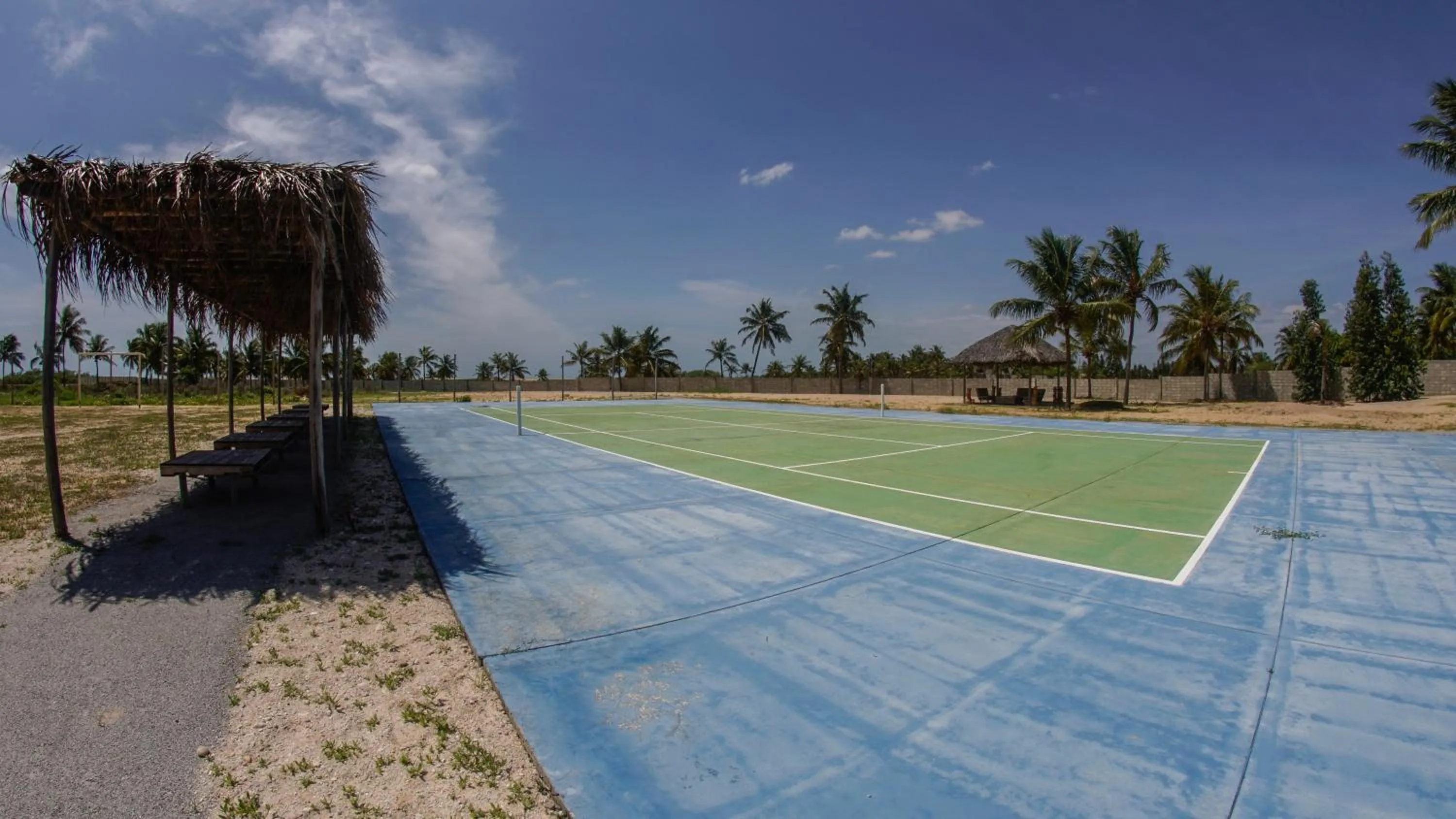 Tennis court in Eco Privillege Hotel