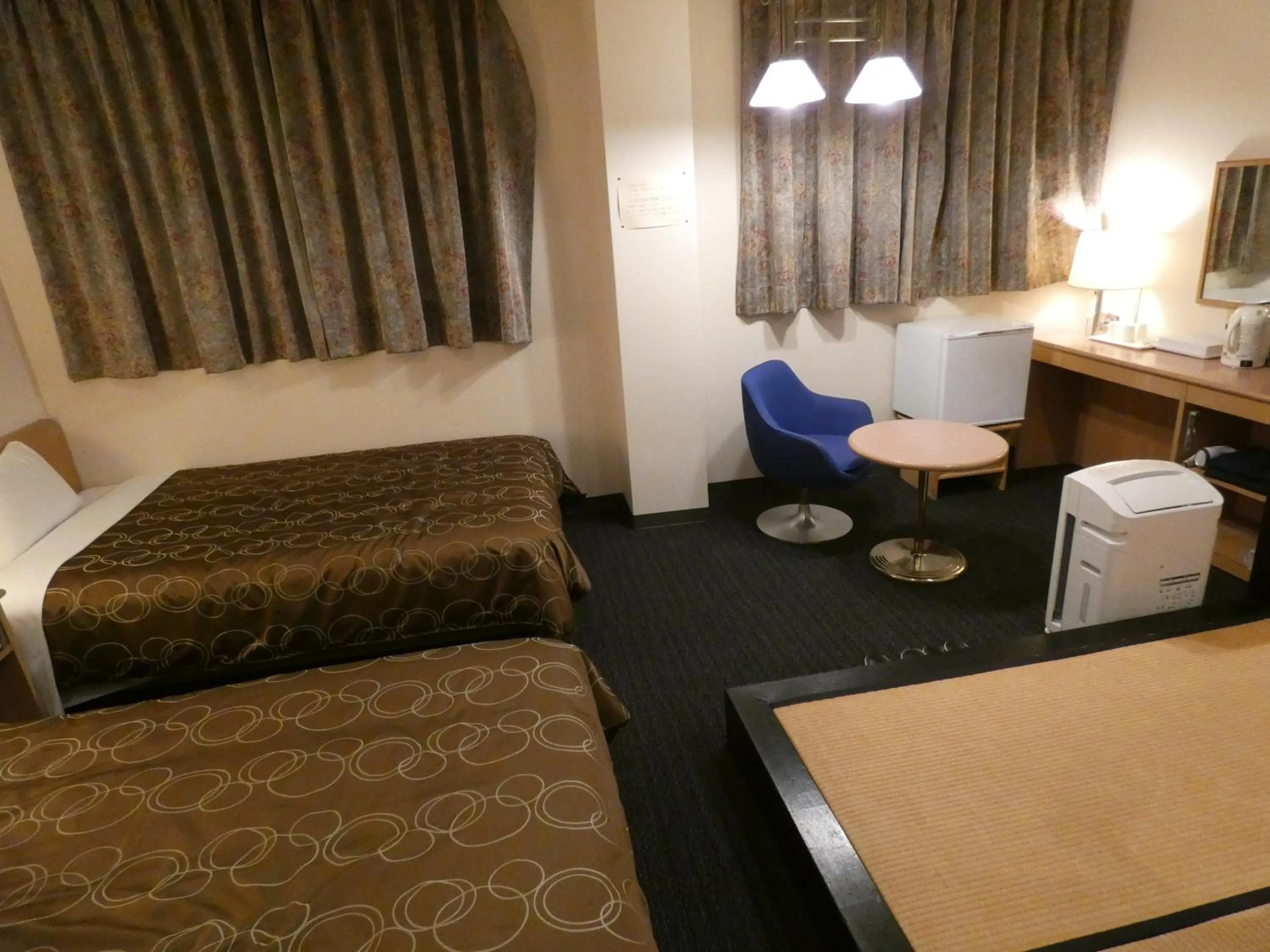 Living room, Bed in Hotel Tsuchiya
